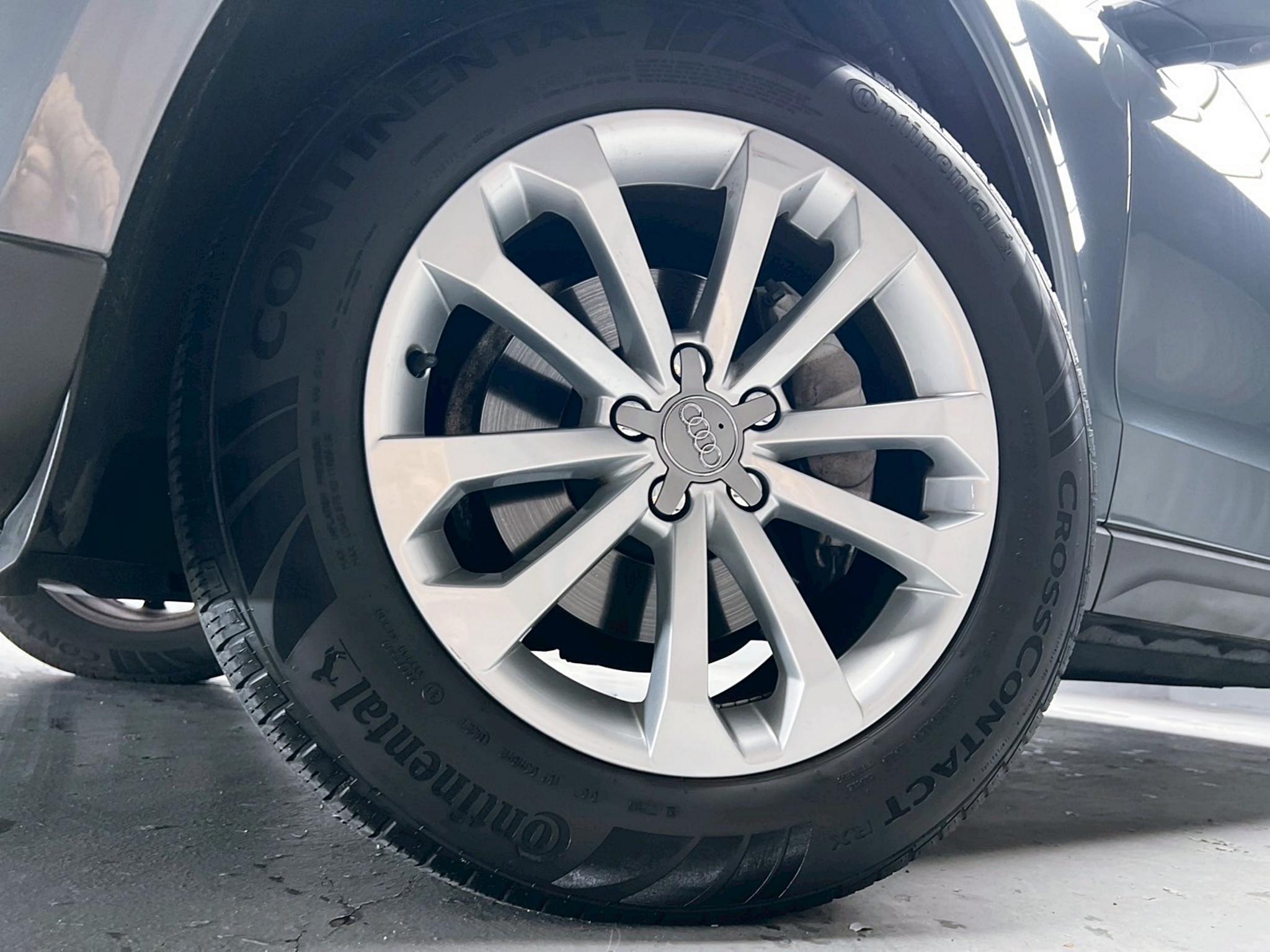 全台到府賞車 2015/16 Audi Q5 40TFSI Quattro『小李經理』元禾國際車業/中古車/促銷中  第20張相片