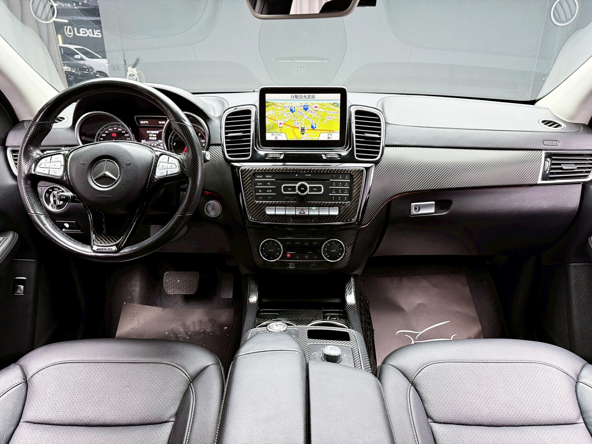 全台到府賞車 2015/16 Benz GLE350d Coupe 4MATIC C292型『小李經理』元禾國際車業/中古車/促銷中  第11張相片