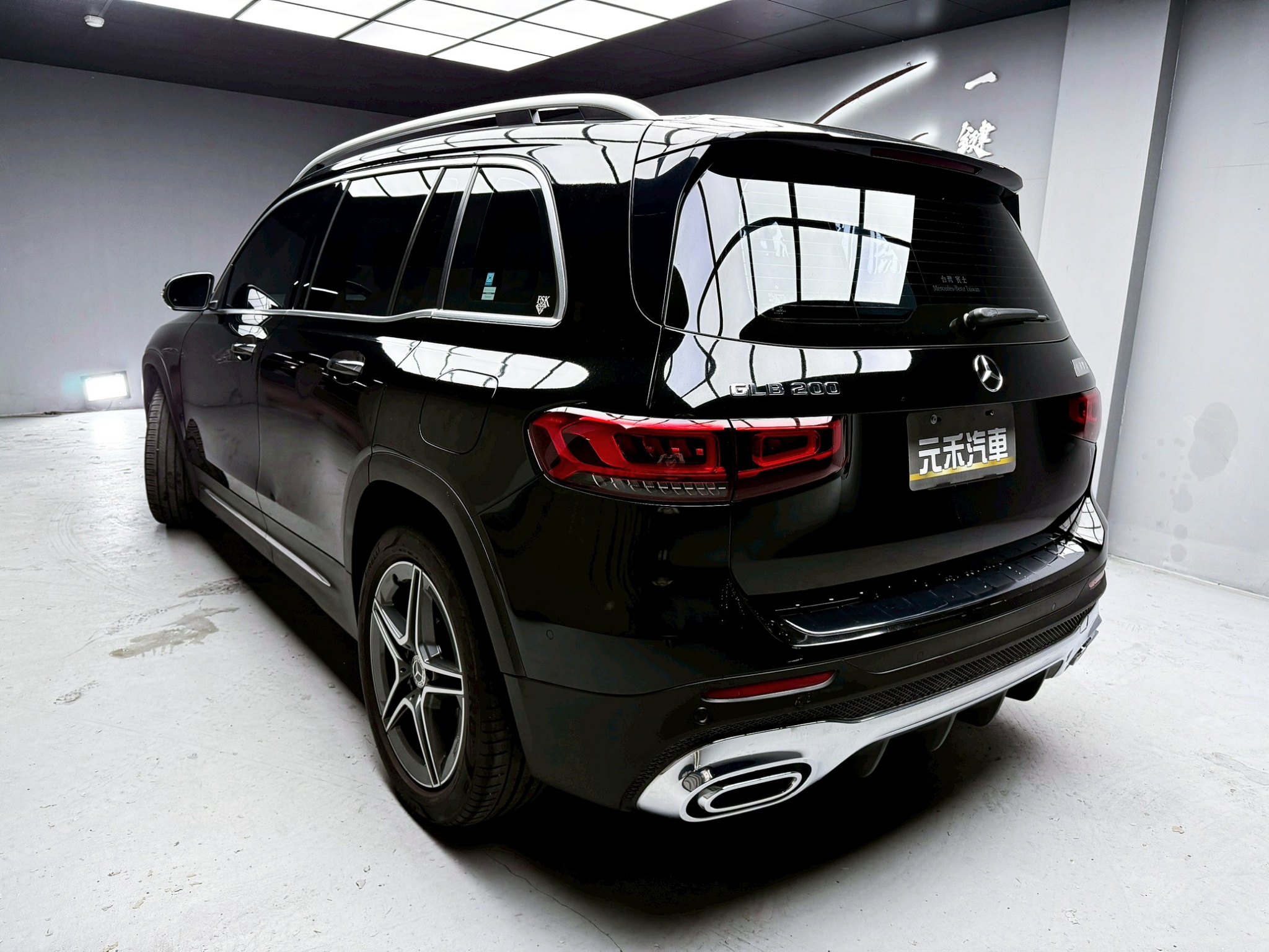 全台到府賞車 2020 Benz GLB200 AMG X247型『小李經理』元禾國際車業/中古車/促銷中  第3張相片