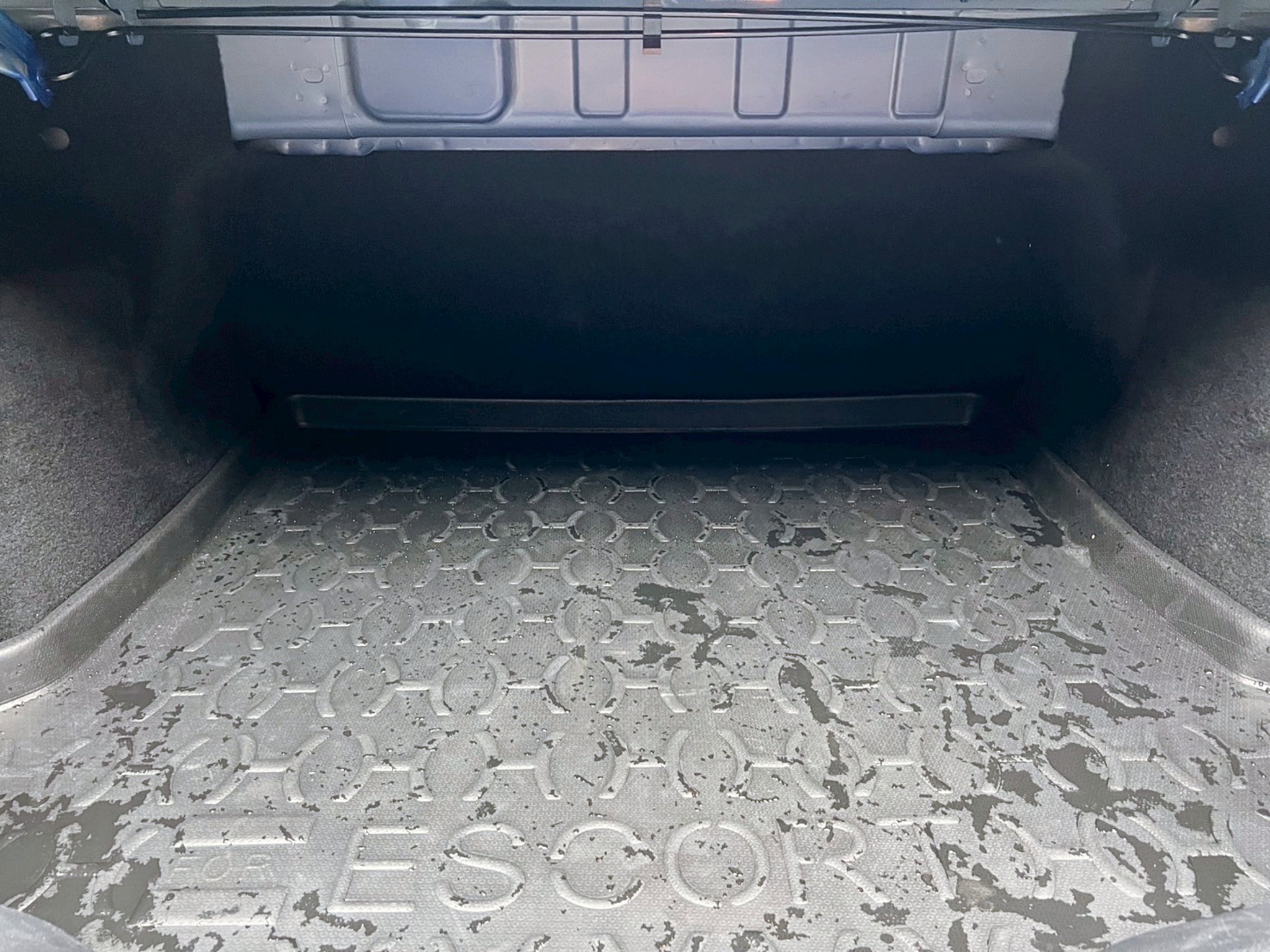 全台到府賞車 2019 Ford Escort 時尚型『小李經理』元禾國際車業/中古車/促銷中  第17張相片