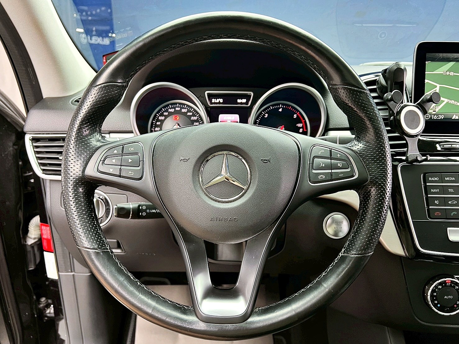 全台到府賞車 2016 Benz GLE350d 4MATIC W166型『小李經理』元禾國際車業/中古車/促銷中  第7張相片