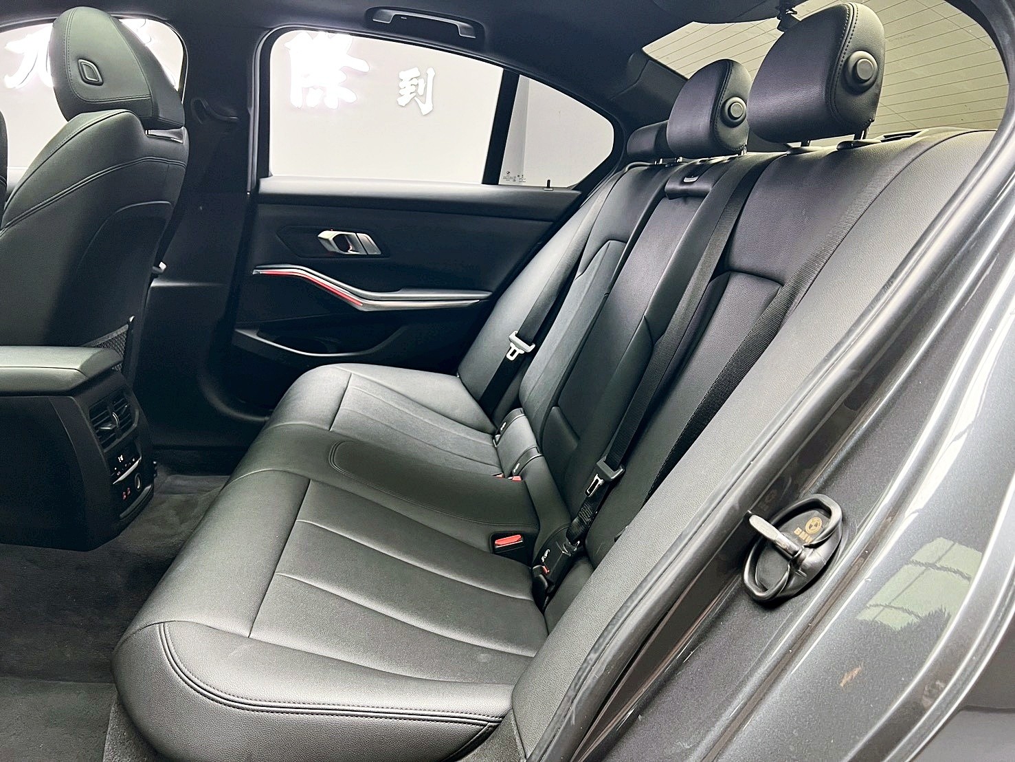 全台到府賞車 2019 BMW 330i Sedan G20型『小李經理』元禾國際車業/中古車/促銷中  第14張相片