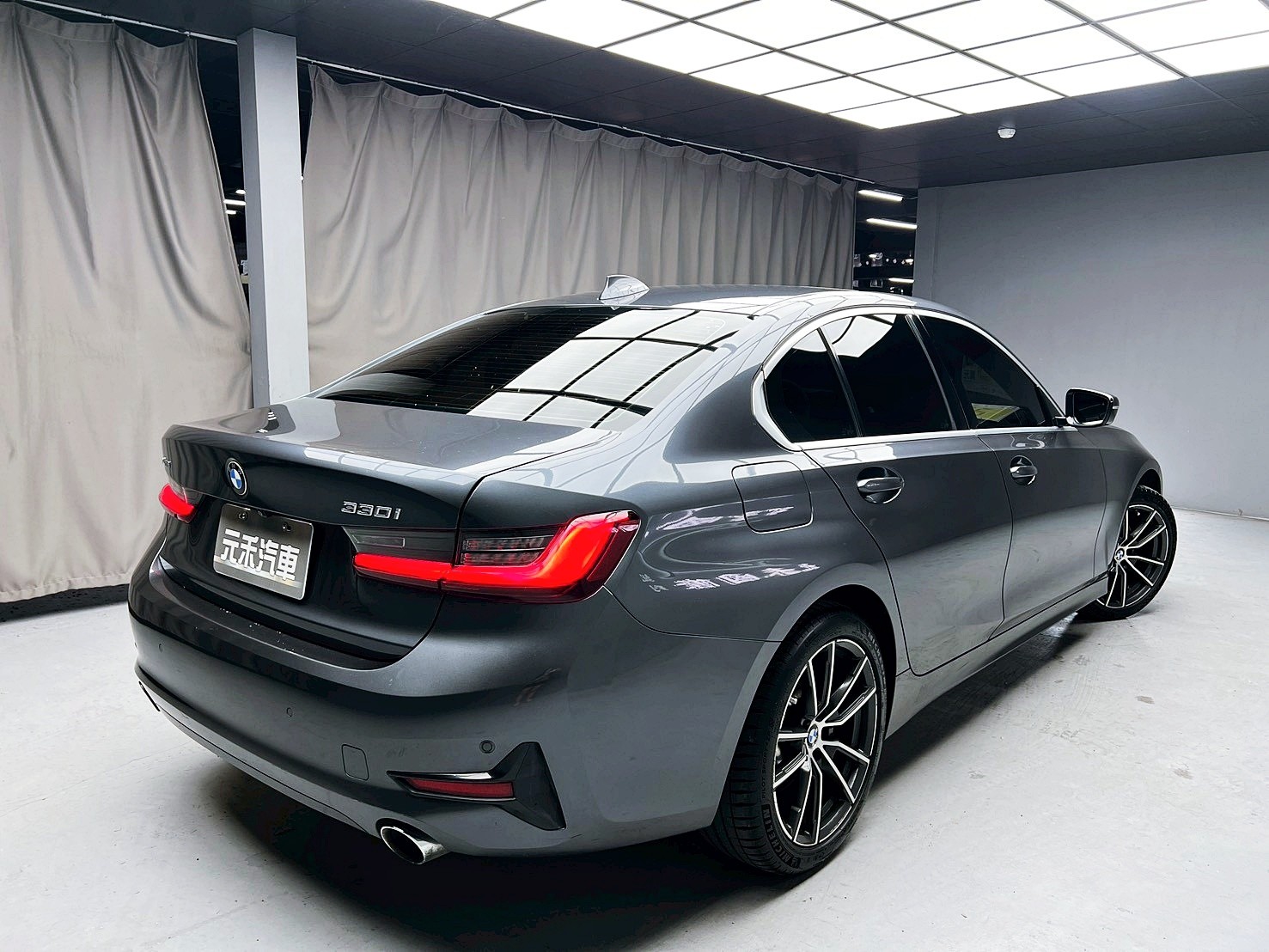 全台到府賞車 2019 BMW 330i Sedan G20型『小李經理』元禾國際車業/中古車/促銷中  第18張相片