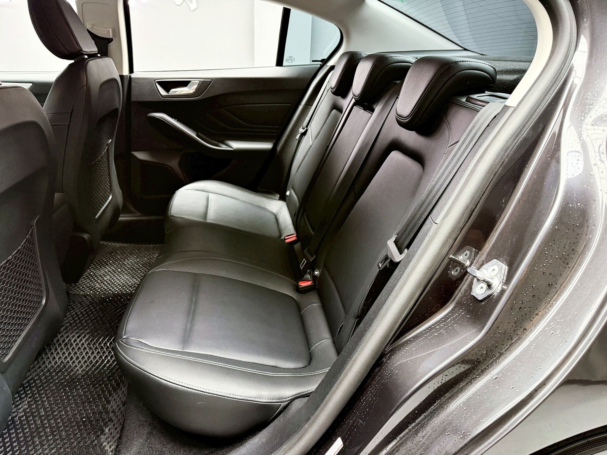 全台到府賞車 2022/23 Ford Focus 4D Ti-VCT 美夢型『小李經理』元禾國際車業/中古車/促銷中  第13張相片