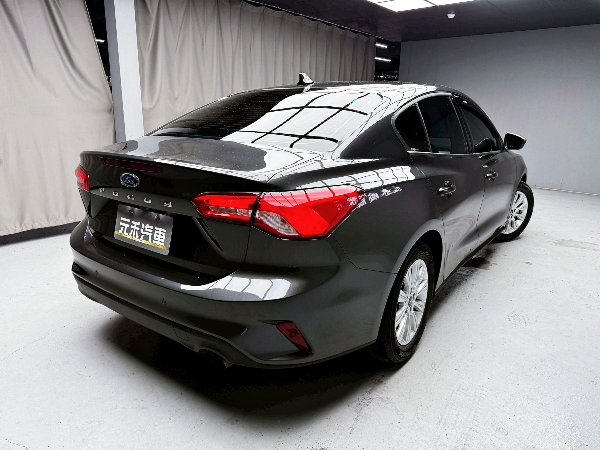 全台到府賞車 2022/23 Ford Focus 4D Ti-VCT 美夢型『小李經理』元禾國際車業/中古車/促銷中  第18張相片