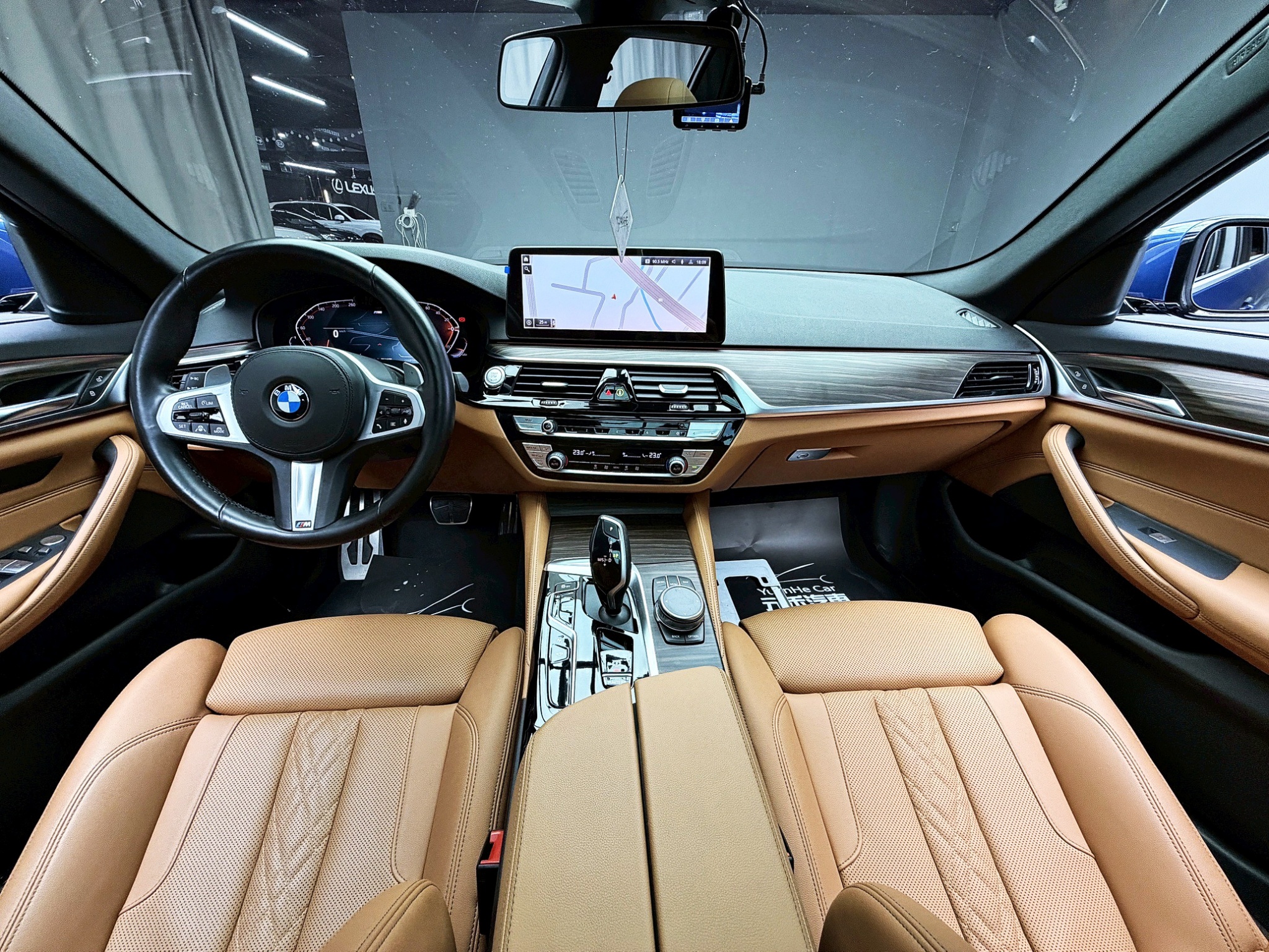 全台到府賞車 2021 BMW 520i Touring M-Sport G31型『小李經理』元禾國際車業/中古車/促銷中  第11張相片