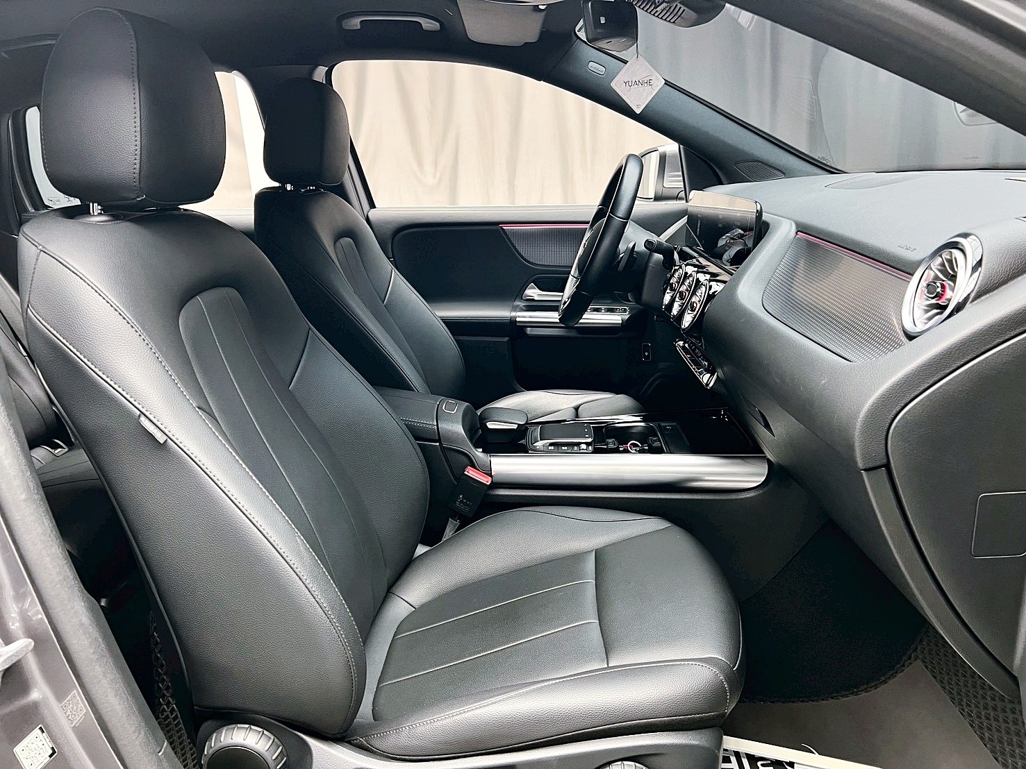 全台到府賞車 2022/23 Benz GLA180 H247型『小李經理』元禾國際車業/中古車/促銷中  第10張相片