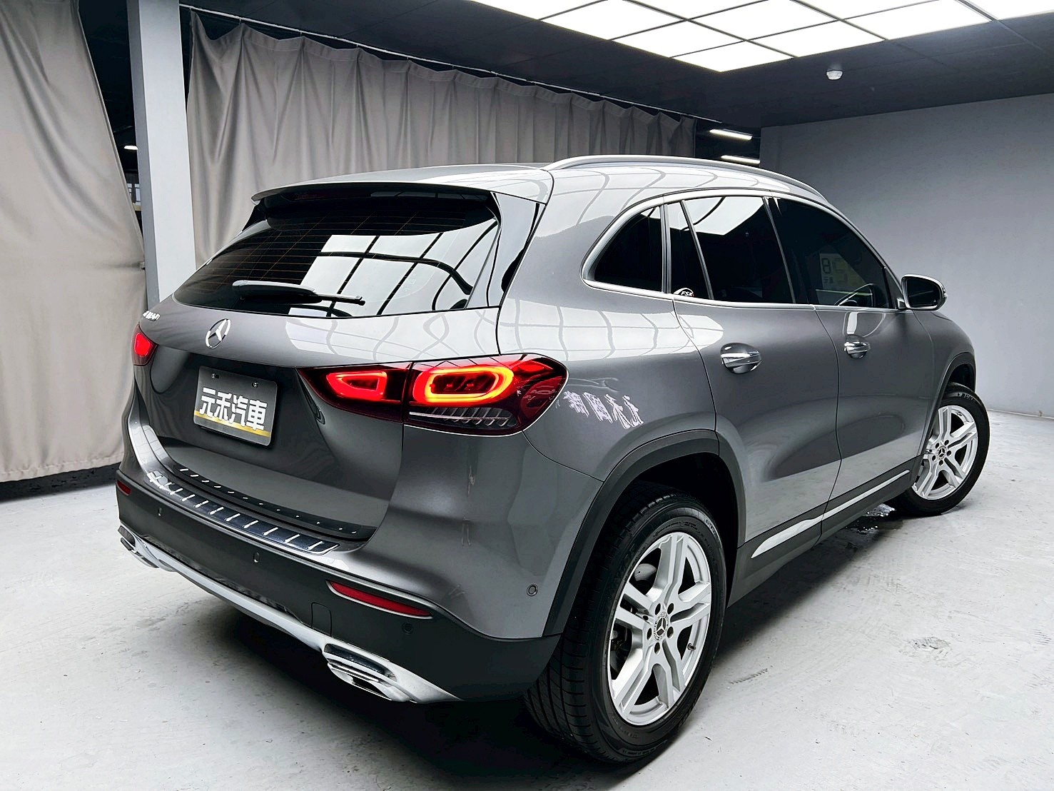 全台到府賞車 2022/23 Benz GLA180 H247型『小李經理』元禾國際車業/中古車/促銷中  第18張相片