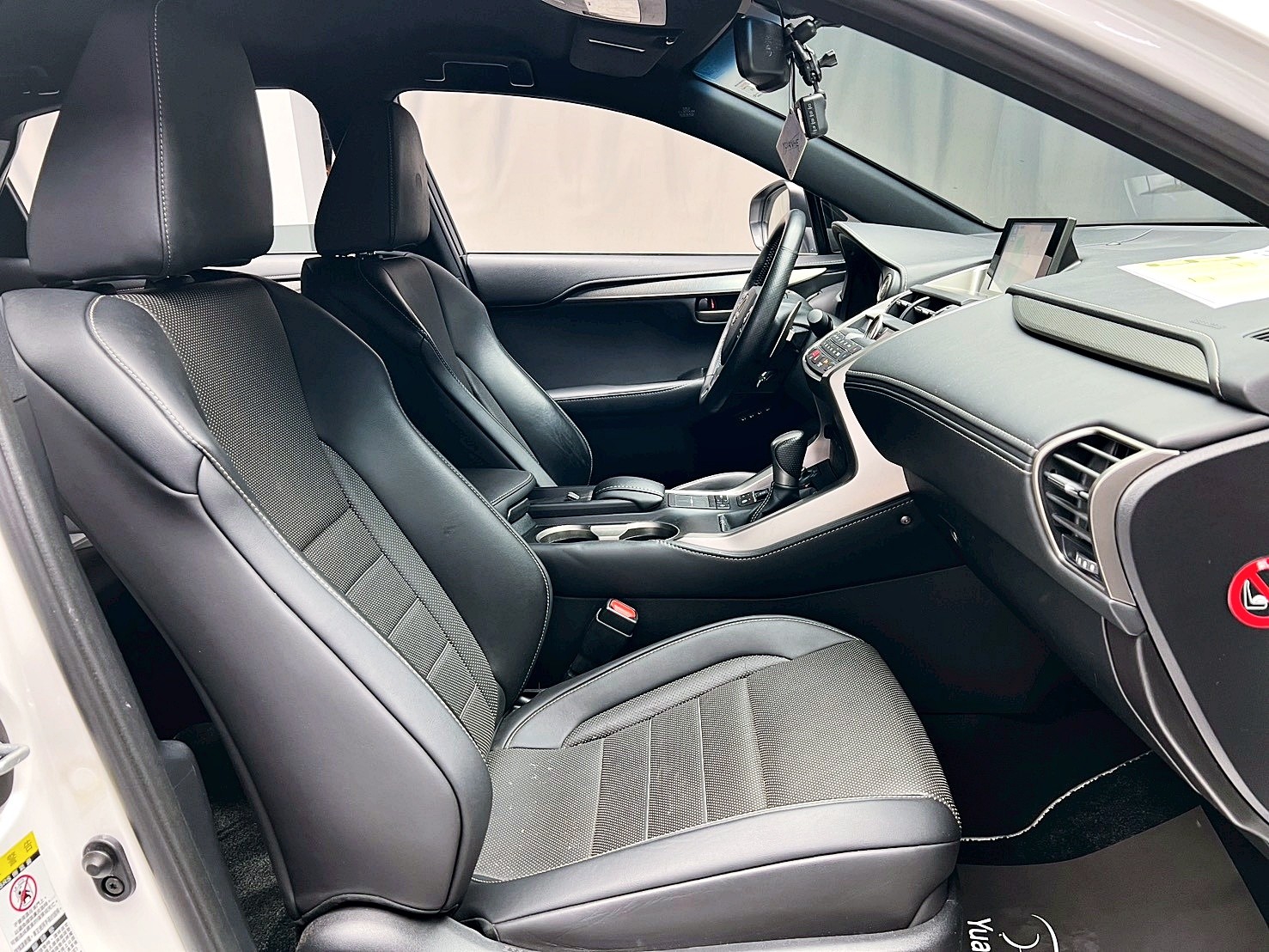 全台到府賞車 2015 Lexus NX200t F-Sport版『小李經理』元禾國際車業/中古車/促銷中  第11張相片