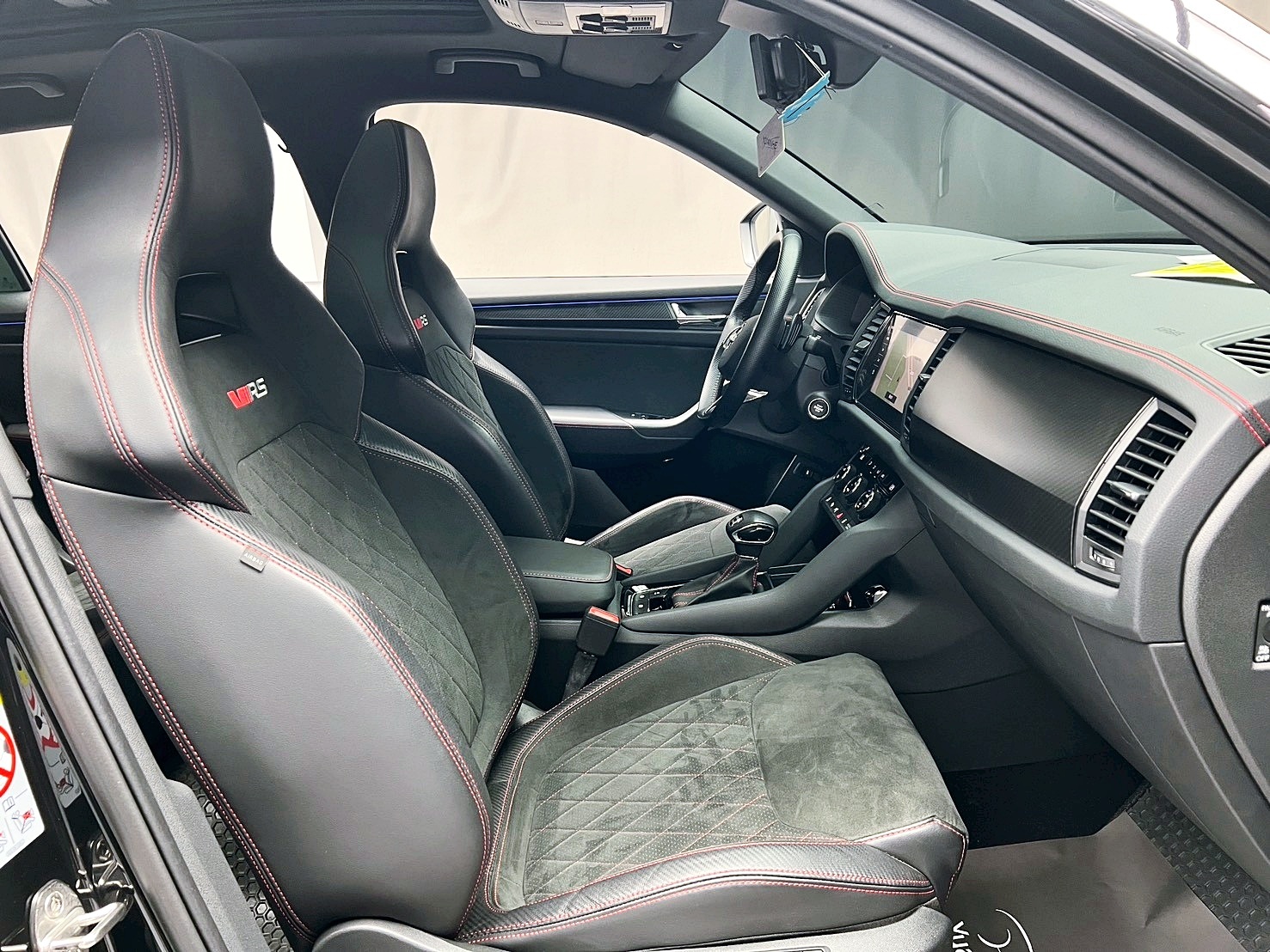 全台到府賞車 2023 Skoda Kodiaq RS AWD 七人座『小李經理』元禾國際車業/中古車/促銷中  第10張相片