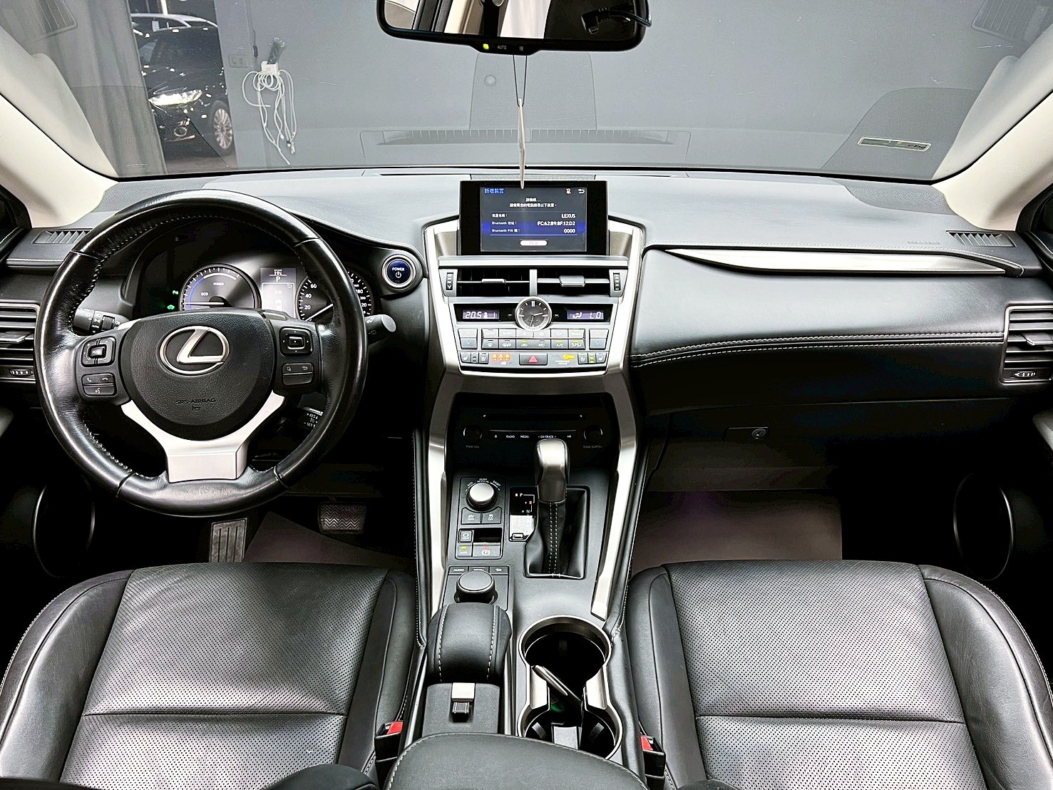 全台到府賞車 2015 Lexus NX300h 豪華版『小李經理』元禾國際車業/中古車/促銷中  第9張相片