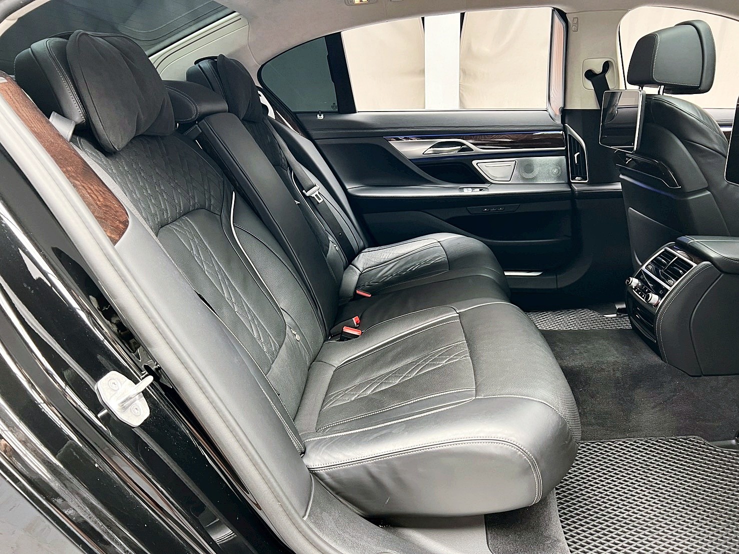 全台到府賞車 2021 BMW 740Li Diamond Edition G12型『小李經理』元禾國際車業/中古車/促銷中  第13張相片