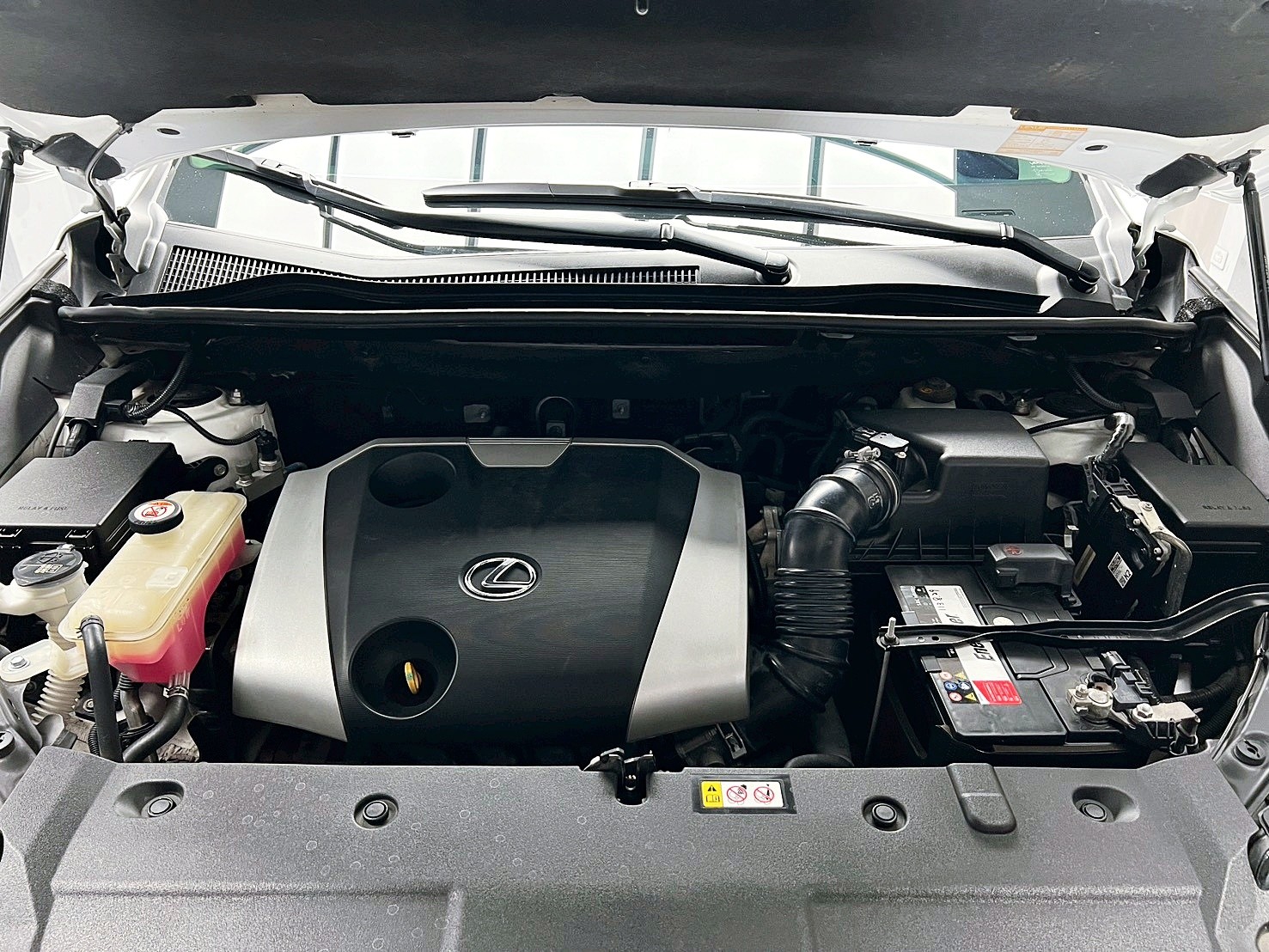 全台到府賞車 2018/19 Lexus NX200 菁英版『小李經理』元禾國際車業/中古車/促銷中  第16張相片