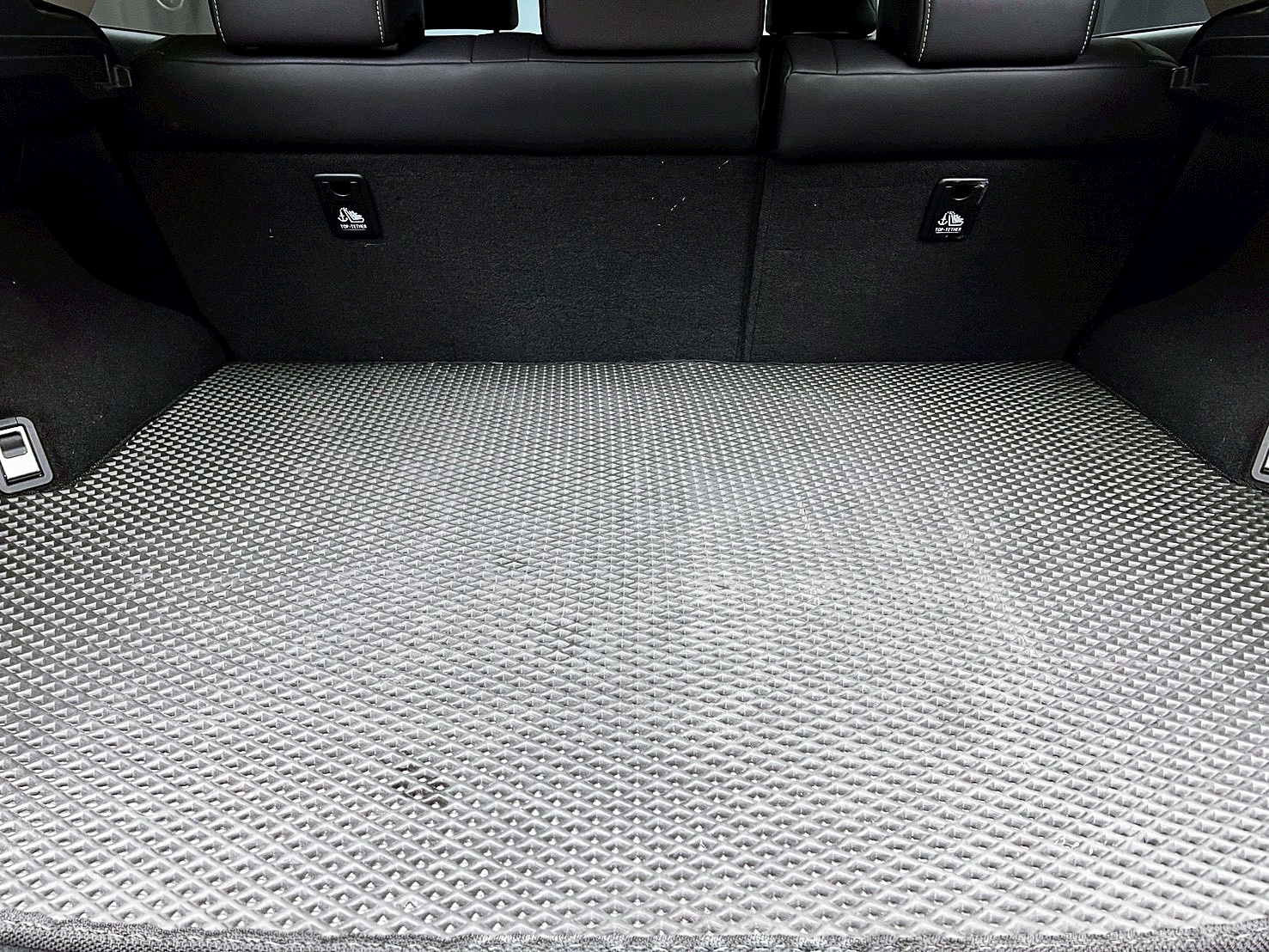 全台到府賞車 2018/19 Lexus NX200 菁英版『小李經理』元禾國際車業/中古車/促銷中  第17張相片