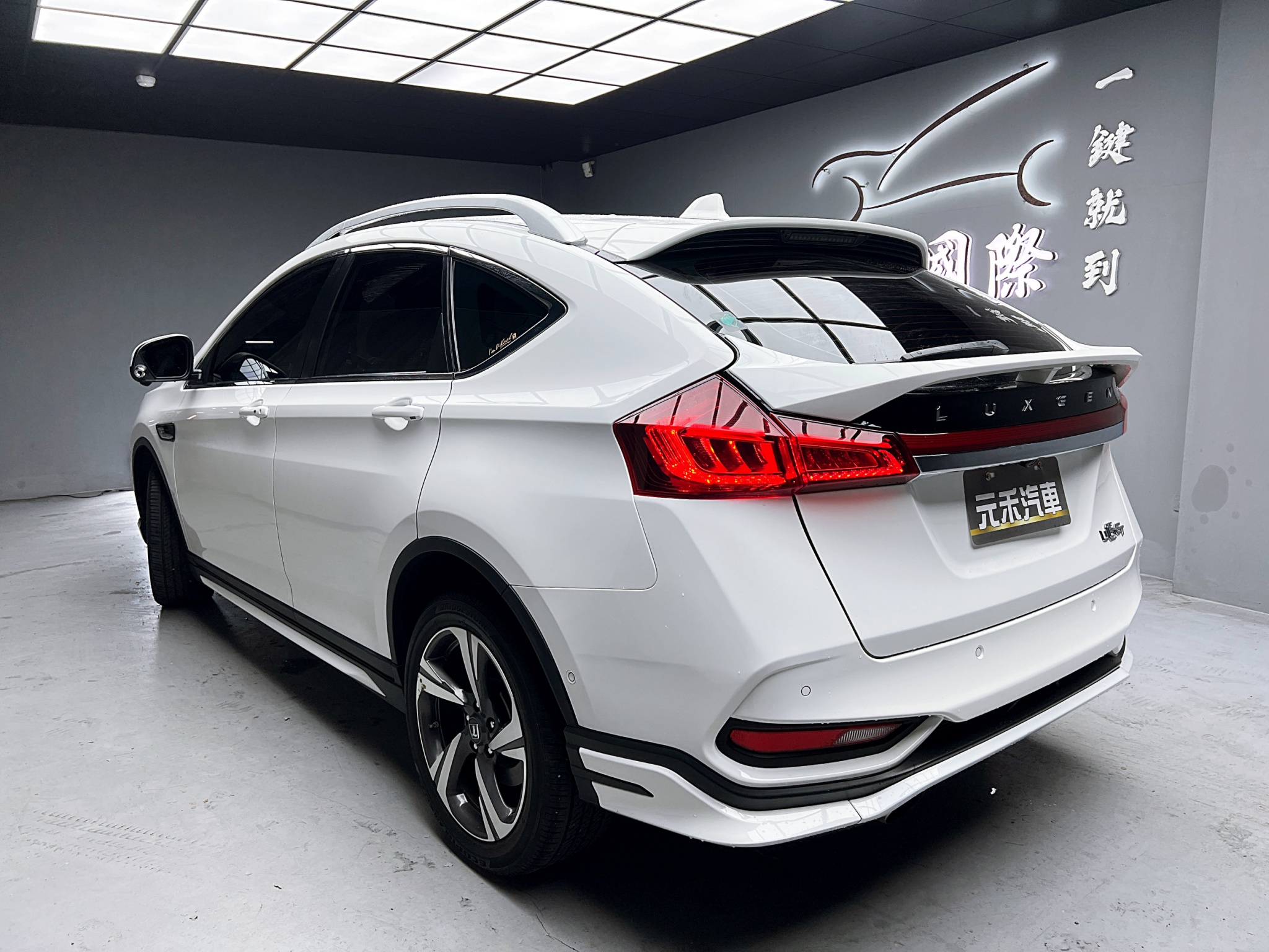 全台到府賞車 2022 Luxgen U6 GT Aero『小李經理』元禾國際車業/中古車/促銷中  第3張相片