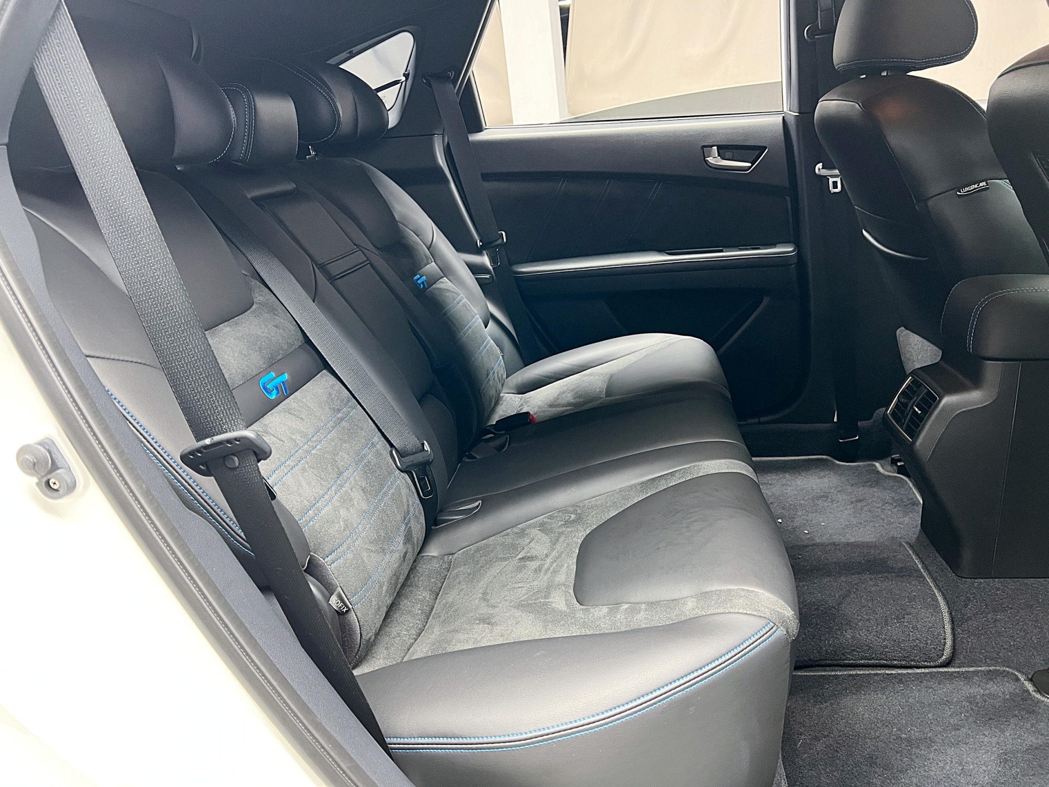 全台到府賞車 2022 Luxgen U6 GT Aero『小李經理』元禾國際車業/中古車/促銷中  第11張相片