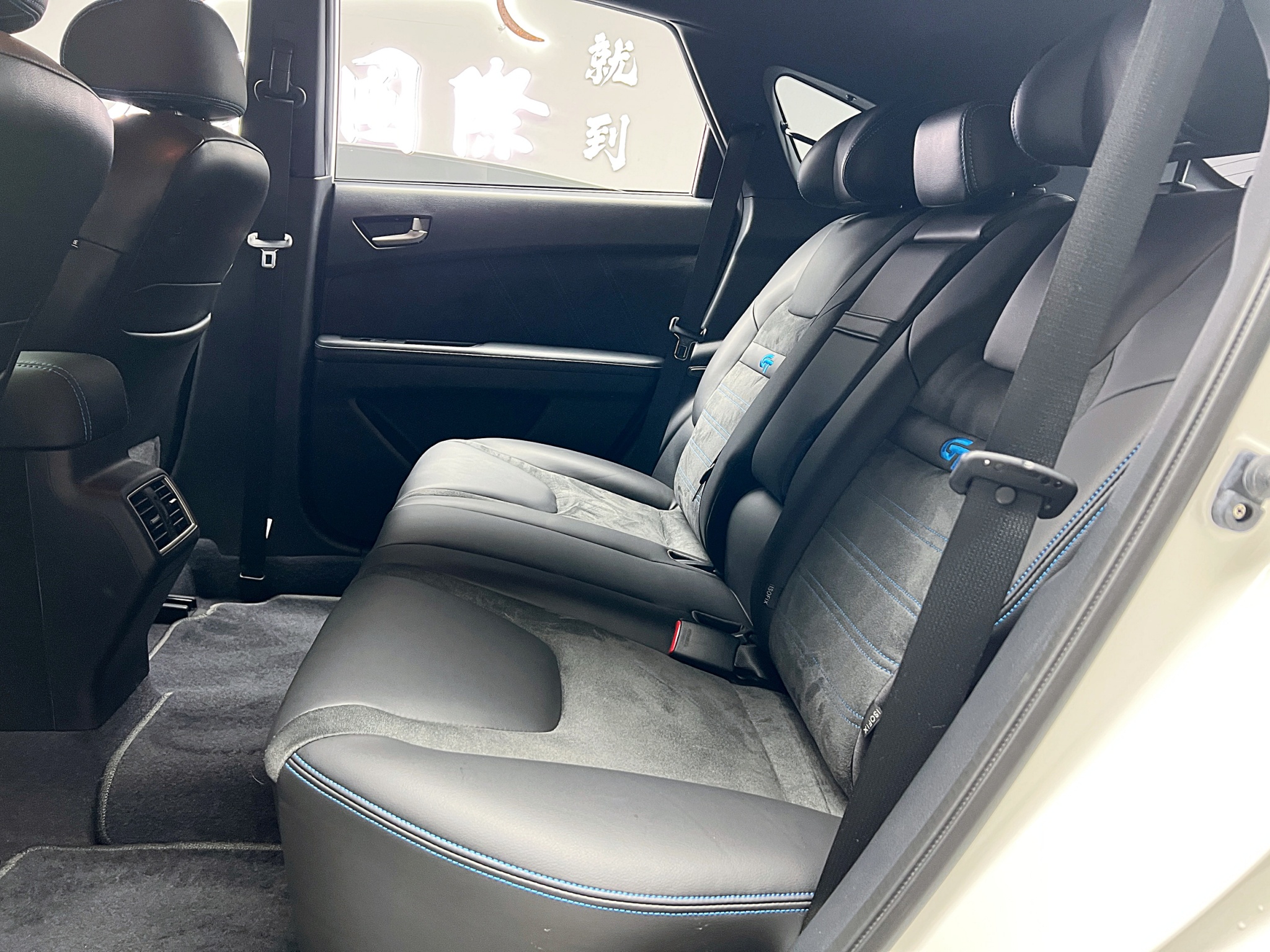 全台到府賞車 2022 Luxgen U6 GT Aero『小李經理』元禾國際車業/中古車/促銷中  第13張相片