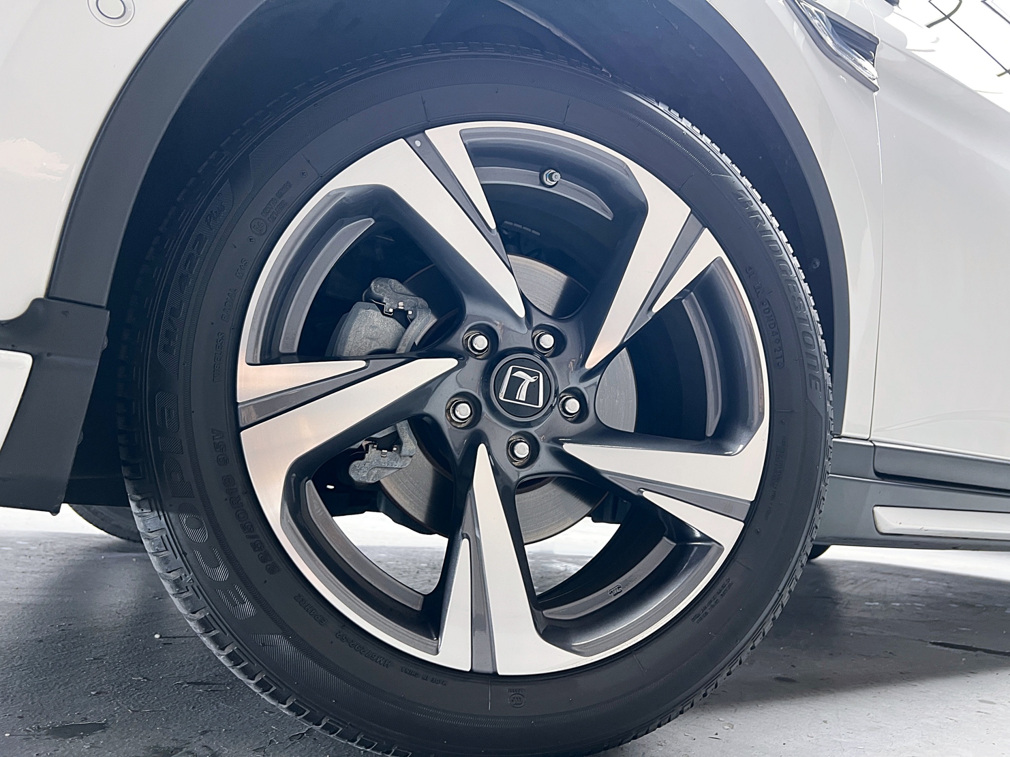 全台到府賞車 2022 Luxgen U6 GT Aero『小李經理』元禾國際車業/中古車/促銷中  第15張相片