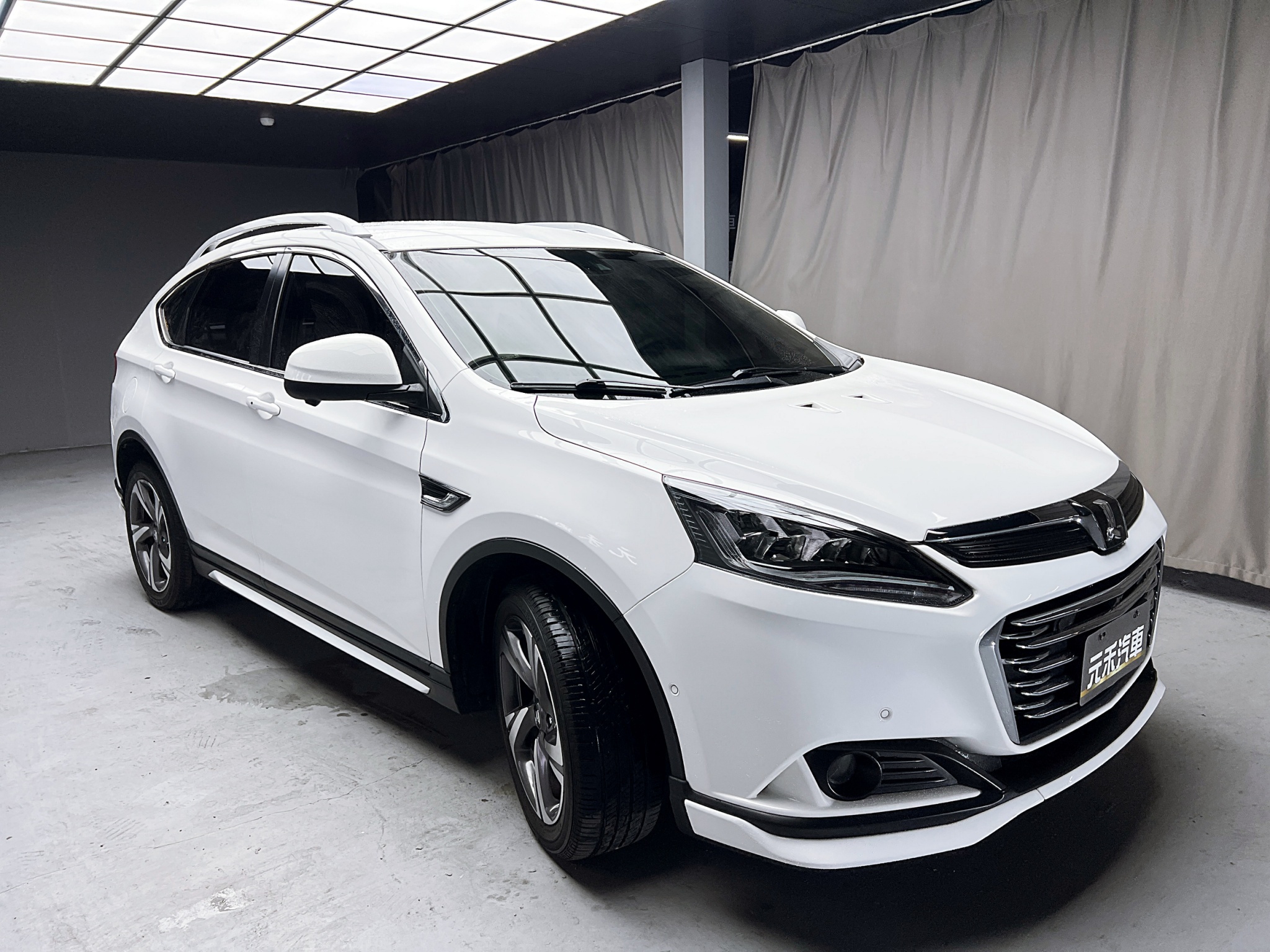 全台到府賞車 2022 Luxgen U6 GT Aero『小李經理』元禾國際車業/中古車/促銷中  第20張相片