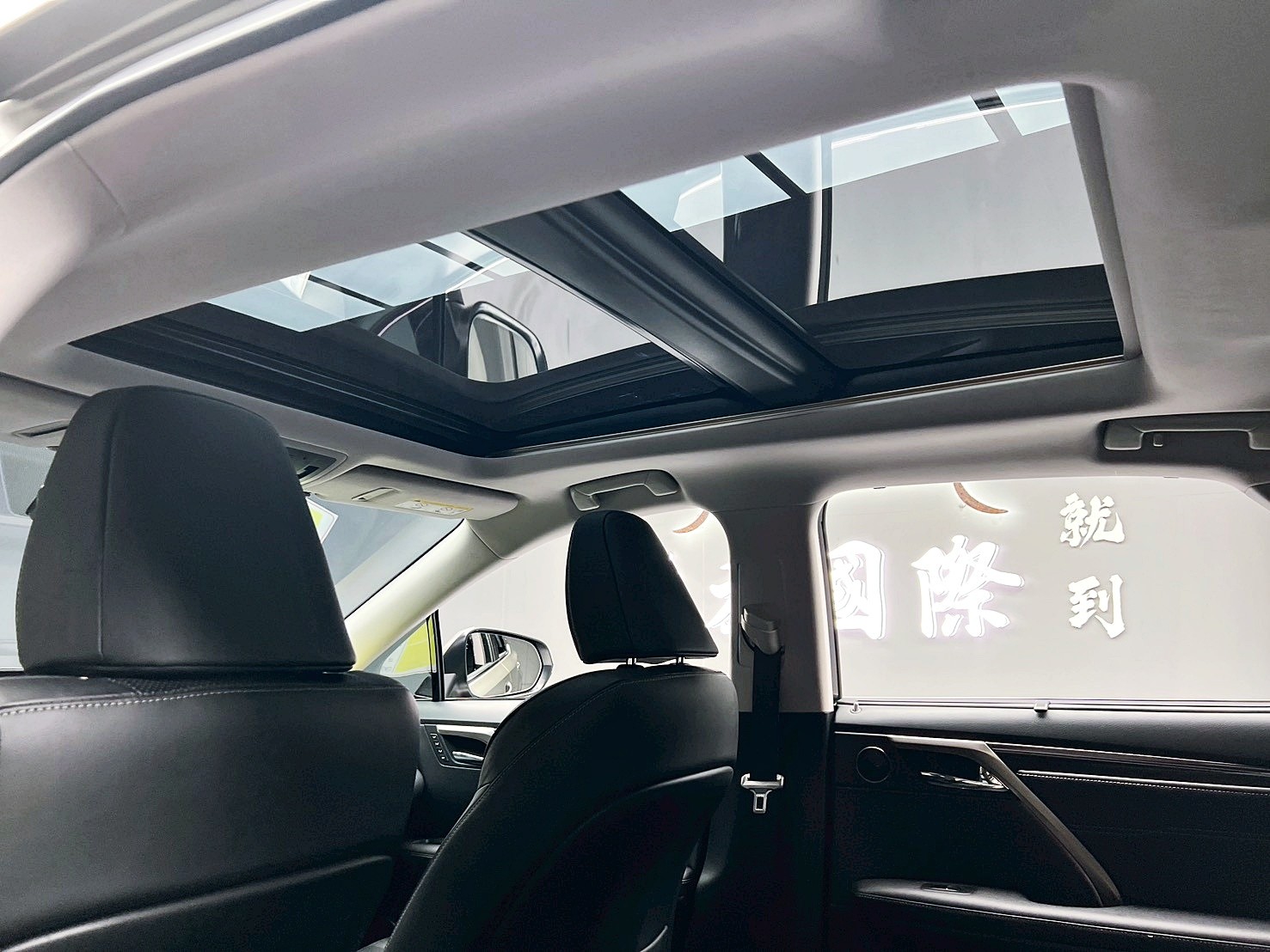 全台到府賞車 2016 Lexus RX200t 旗艦版『小李經理』元禾國際車業/中古車/促銷中  第14張相片