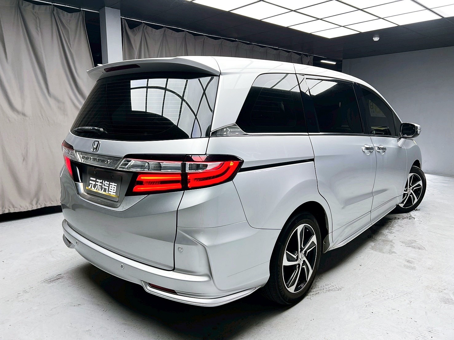 全台到府賞車 2015/16 Honda Odyssey Apex 七人座『小李經理』元禾國際車業/中古車/促銷中  第18張相片