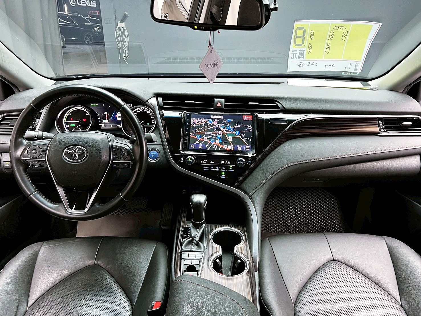 全台到府賞車 2019/20 Toyota Camry Hybrid 尊爵版『小李經理』元禾國際車業/中古車/促銷中  第9張相片