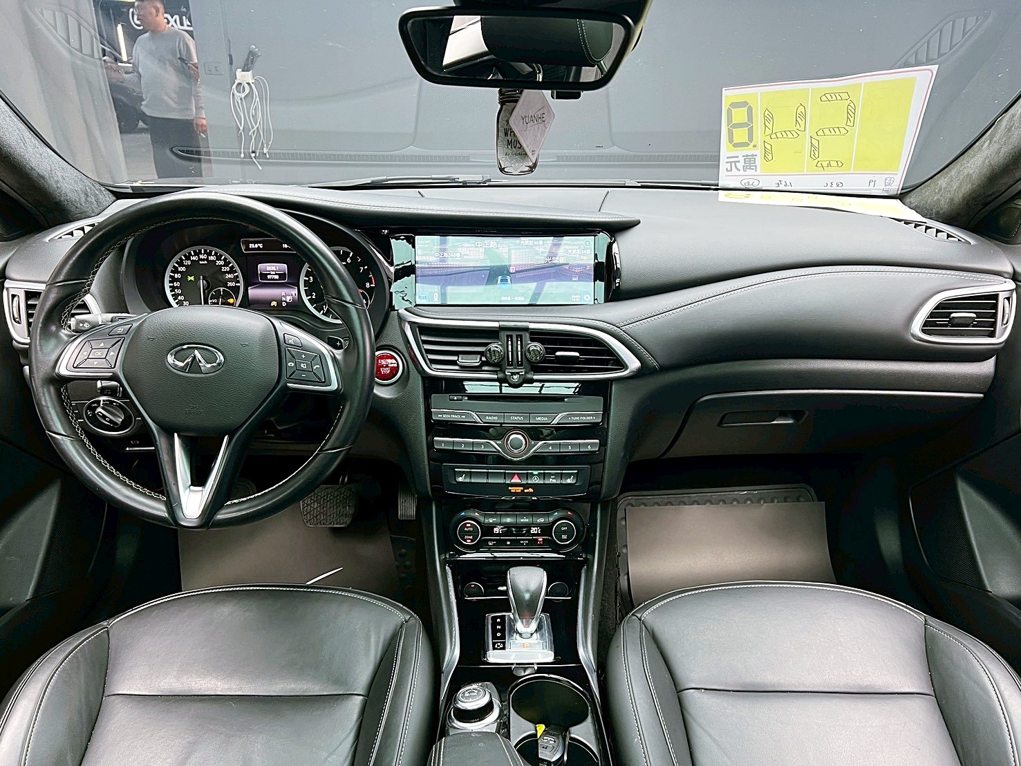 全台到府賞車 2019 Infiniti Q30 風尚版『小李經理』元禾國際車業/中古車/促銷中  第8張相片