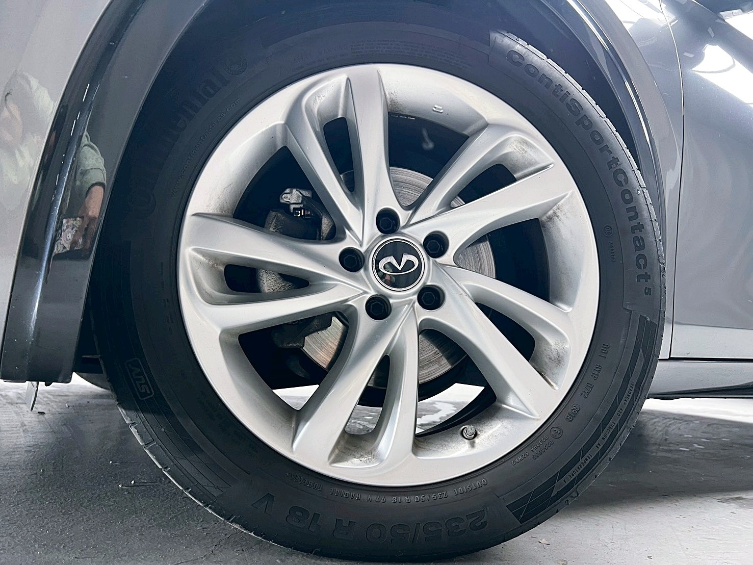 全台到府賞車 2019 Infiniti Q30 風尚版『小李經理』元禾國際車業/中古車/促銷中  第15張相片