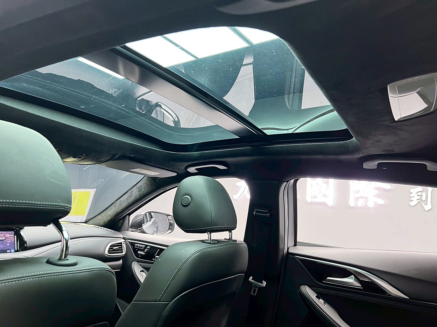 全台到府賞車 2019 Infiniti Q30 風尚版『小李經理』元禾國際車業/中古車/促銷中  第20張相片