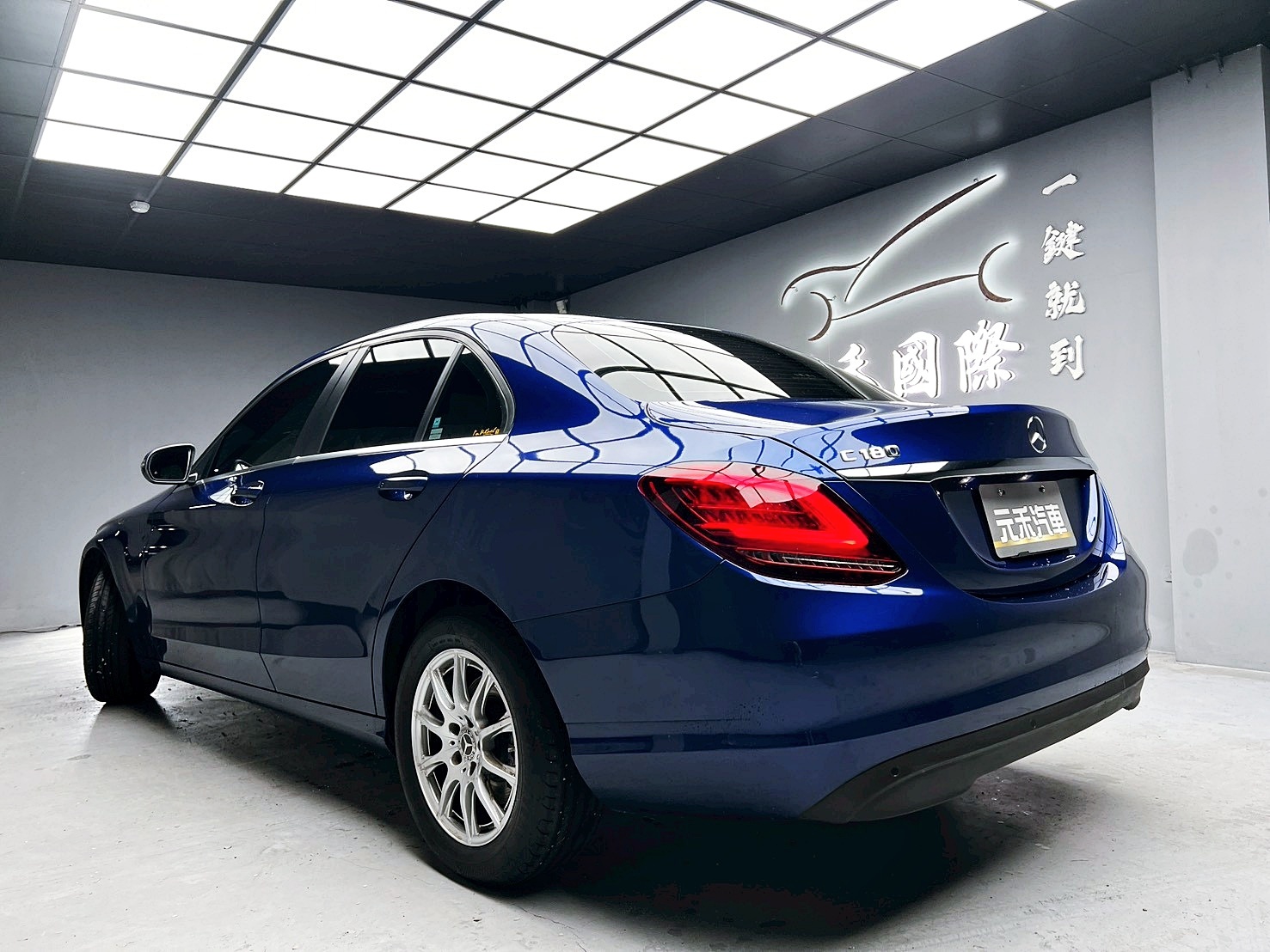 全台到府賞車 2018/19 Benz C180 Sedan 進化版 W205型『小李經理』元禾國際車業/中古車/促銷中  第3張相片