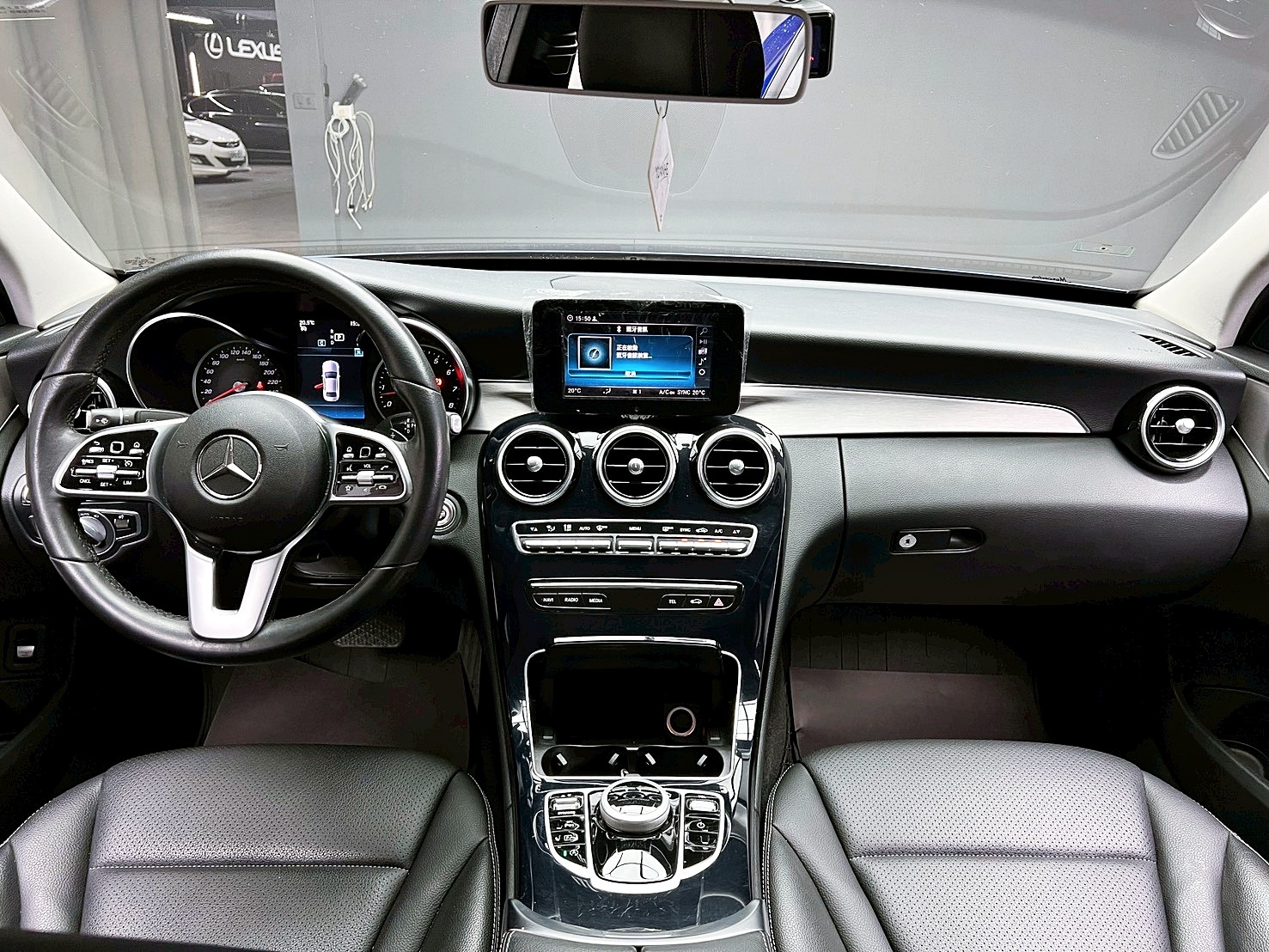 全台到府賞車 2018/19 Benz C180 Sedan 進化版 W205型『小李經理』元禾國際車業/中古車/促銷中  第9張相片