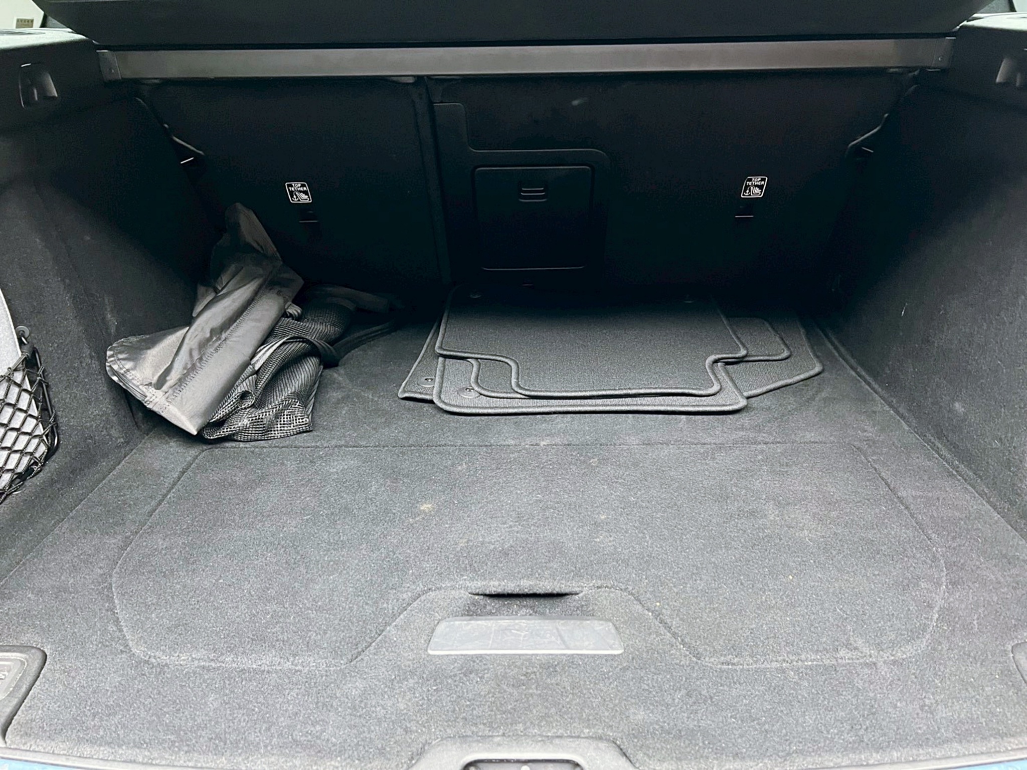 全台到府賞車 2022/23 Volvo V60 Plus B4『小李經理』元禾國際車業/中古車/促銷中  第17張相片