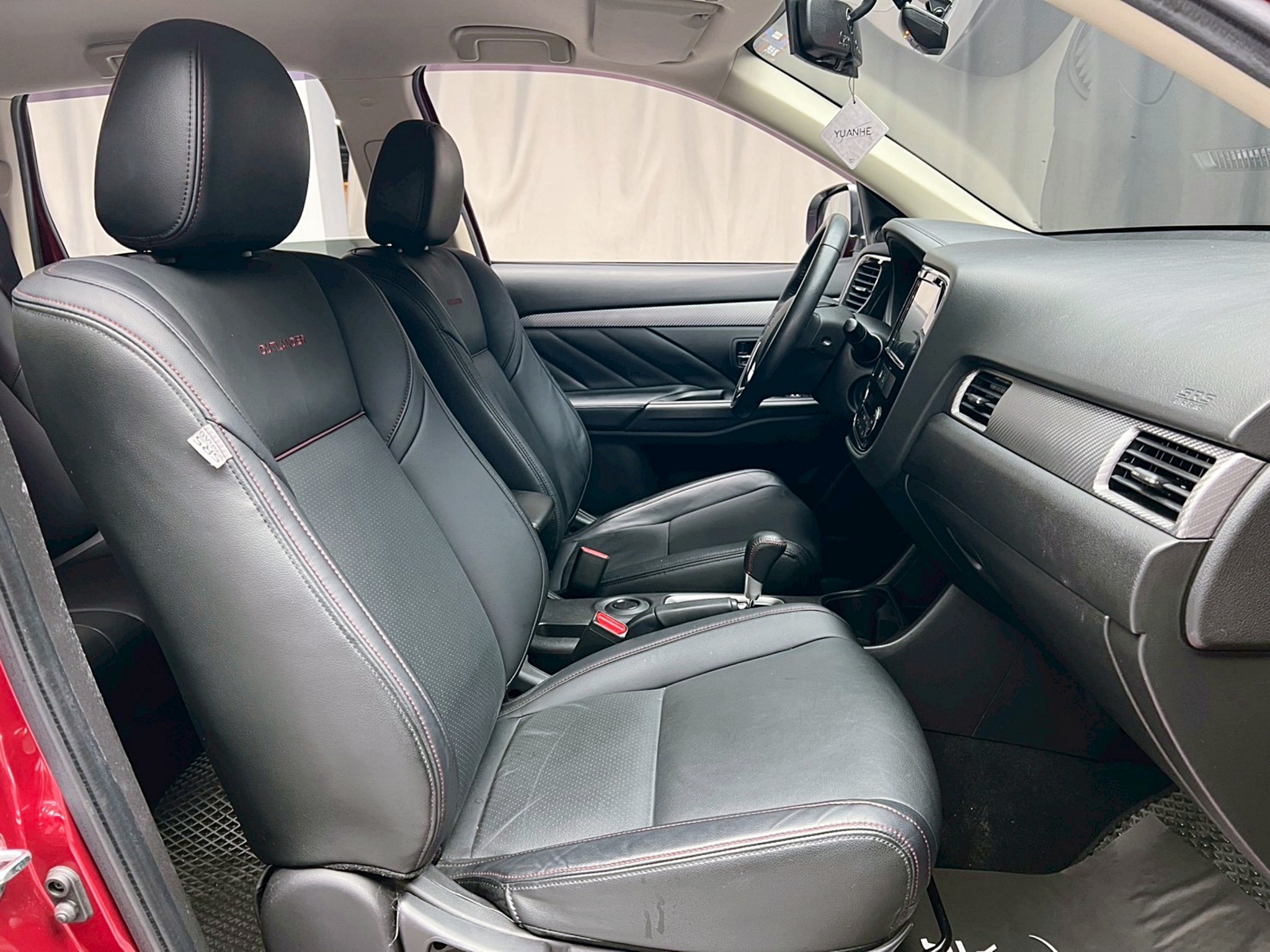 全台到府賞車 2018 Mitsubishi Outlander 尊貴型『小李經理』元禾國際車業/中古車/促銷中  第10張相片