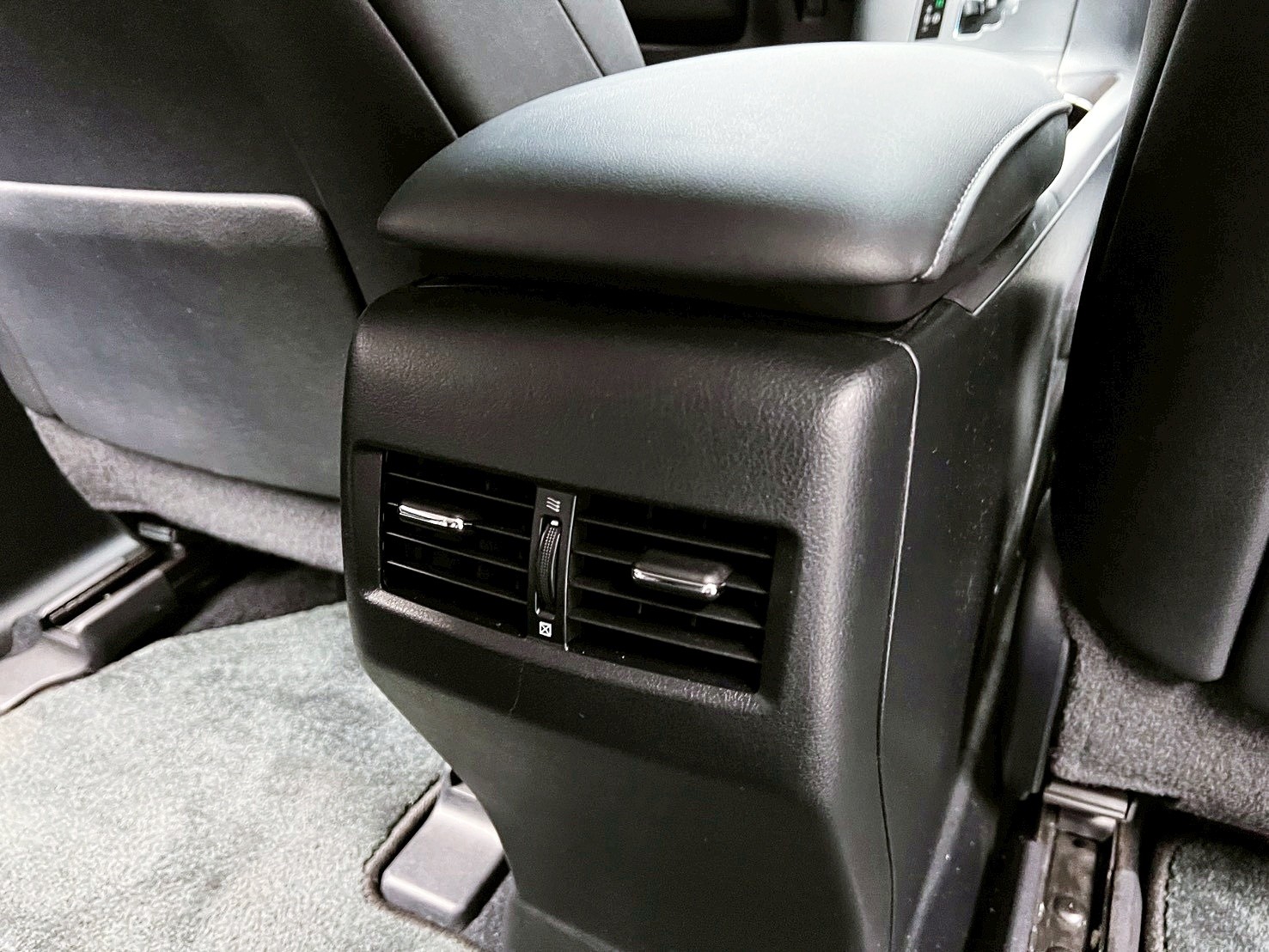 全台到府賞車 2014 Lexus RX270 豪華版『小李經理』元禾國際車業/中古車/促銷中  第11張相片