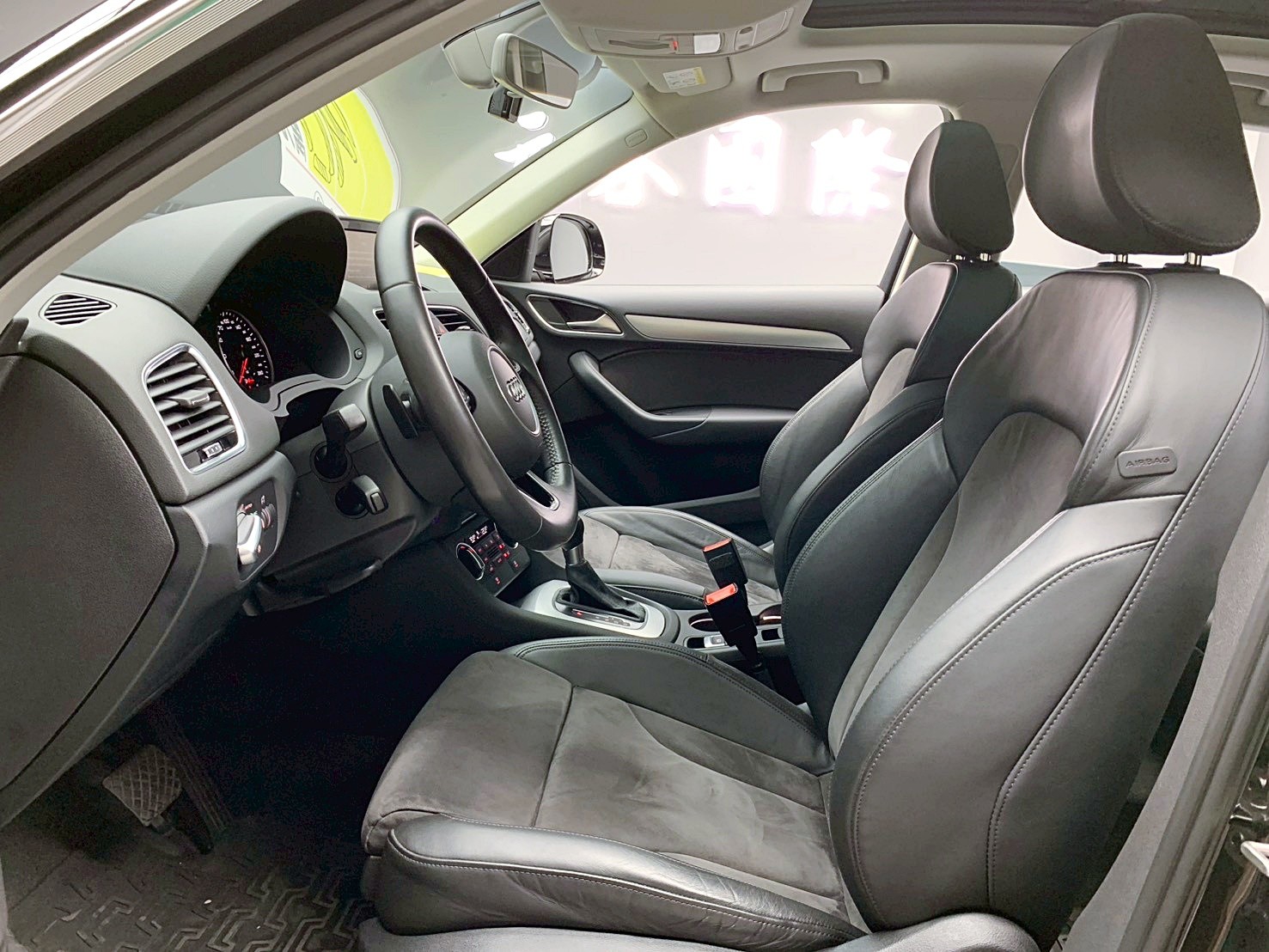 全台到府賞車 2016 Audi Q3 35TFSI Quattro『小李經理』元禾國際車業/中古車/促銷中  第14張相片