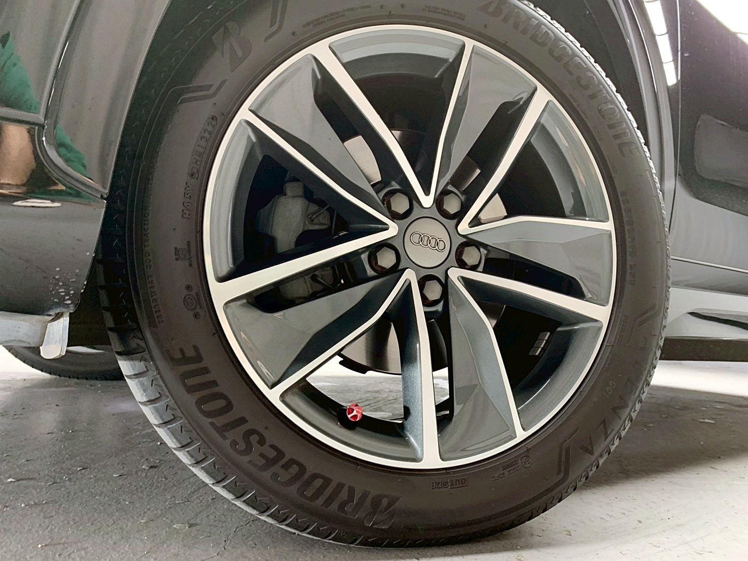 全台到府賞車 2016 Audi Q3 35TFSI Quattro『小李經理』元禾國際車業/中古車/促銷中  第15張相片