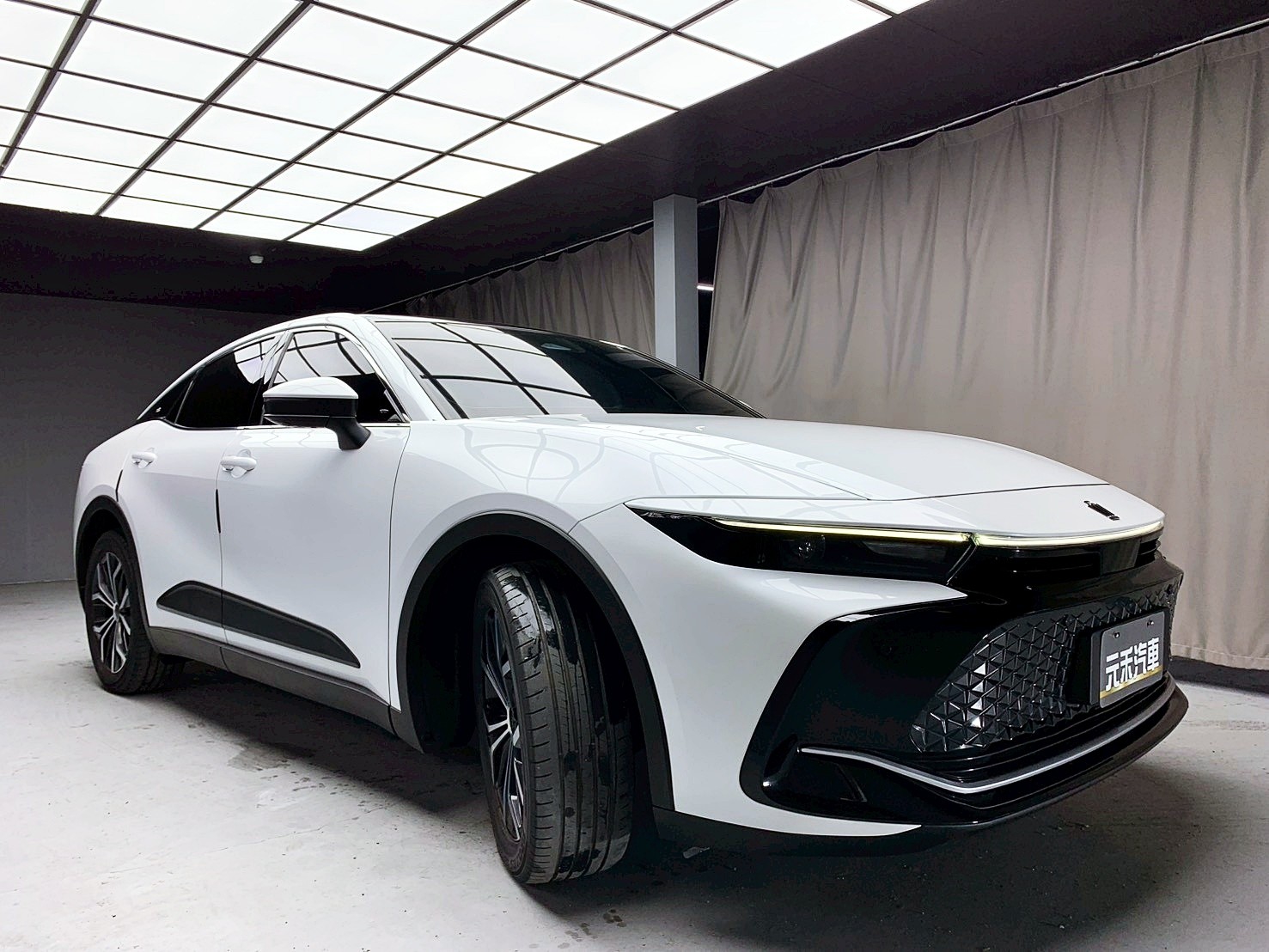 全台到府賞車 2023/24 Toyota Crown 貴族版『小李經理』元禾國際車業/中古車/促銷中  第20張相片