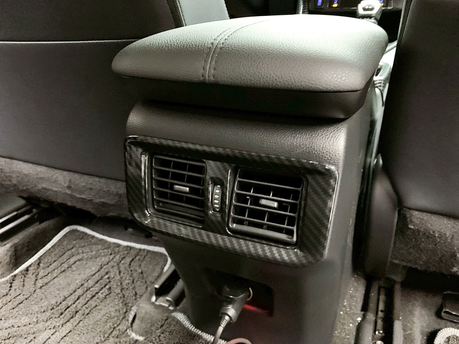 全台到府賞車 2021 Toyota RAV4 旗艦版『小李經理』元禾國際車業/中古車/促銷中  第11張相片