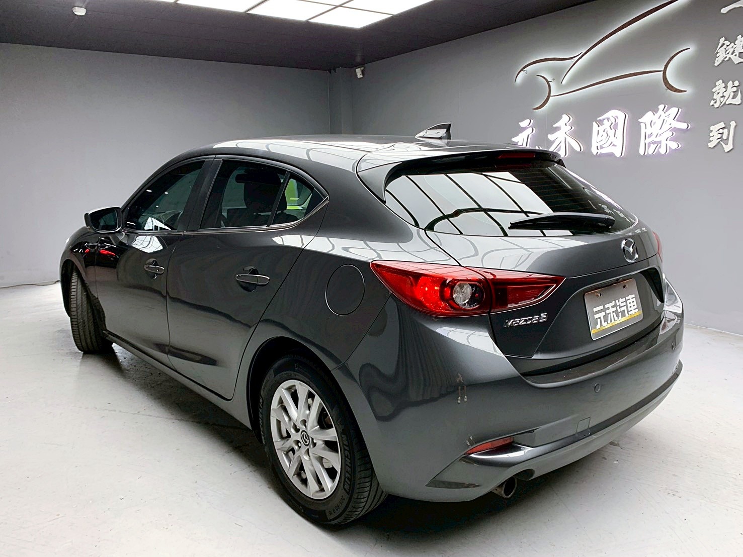 全台到府賞車 2017 Mazda3 5D 尊榮型『小李經理』元禾國際車業/中古車/促銷中  第3張相片