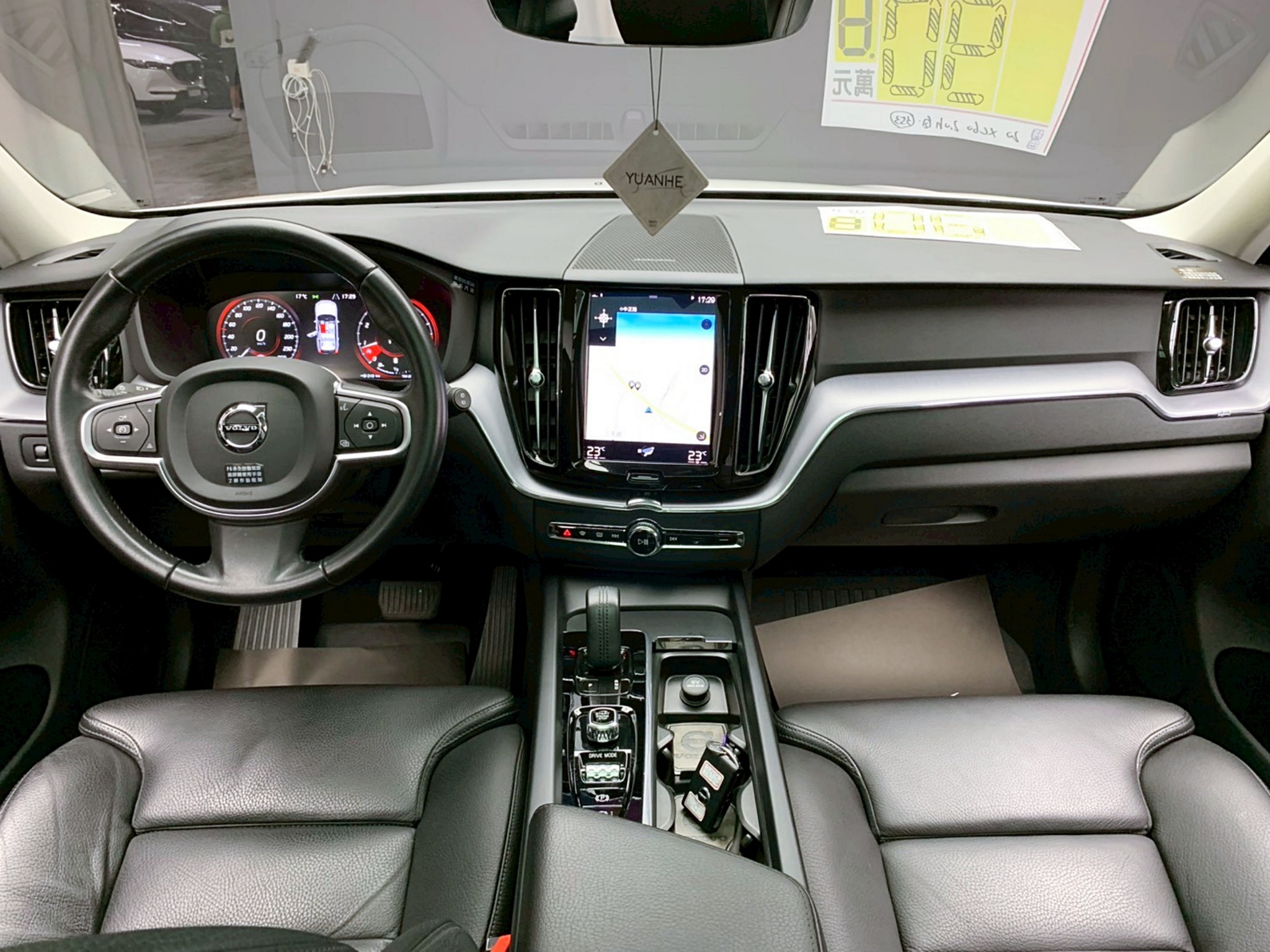 全台到府賞車 2020 Volvo XC60 B5 Momentum AWD『小李經理』元禾國際車業/中古車/促銷中  第10張相片