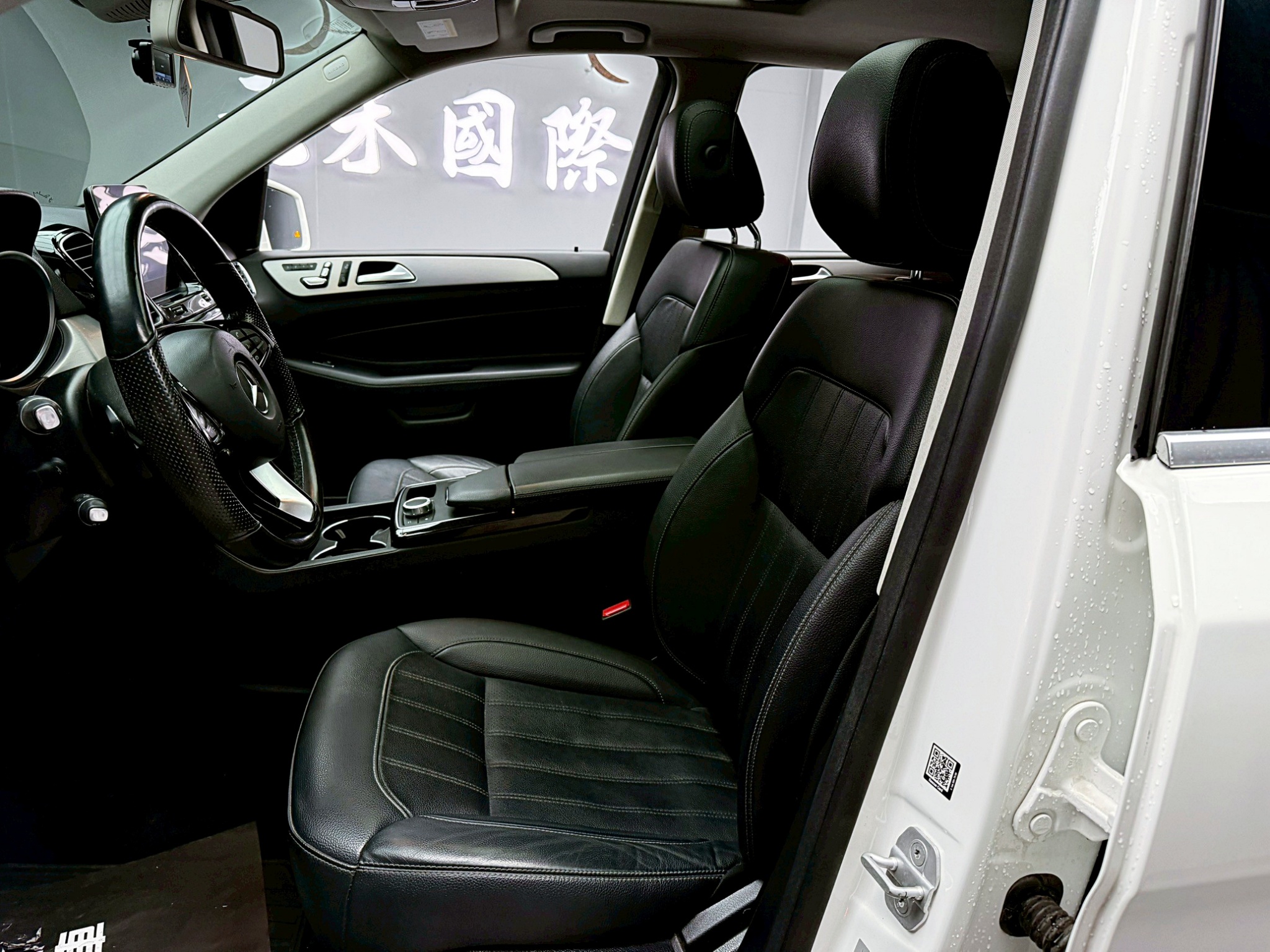 全台到府賞車 2017 Benz GLE350d 4MATIC LUX W166型『小李經理』元禾國際車業/中古車/促銷中  第12張相片