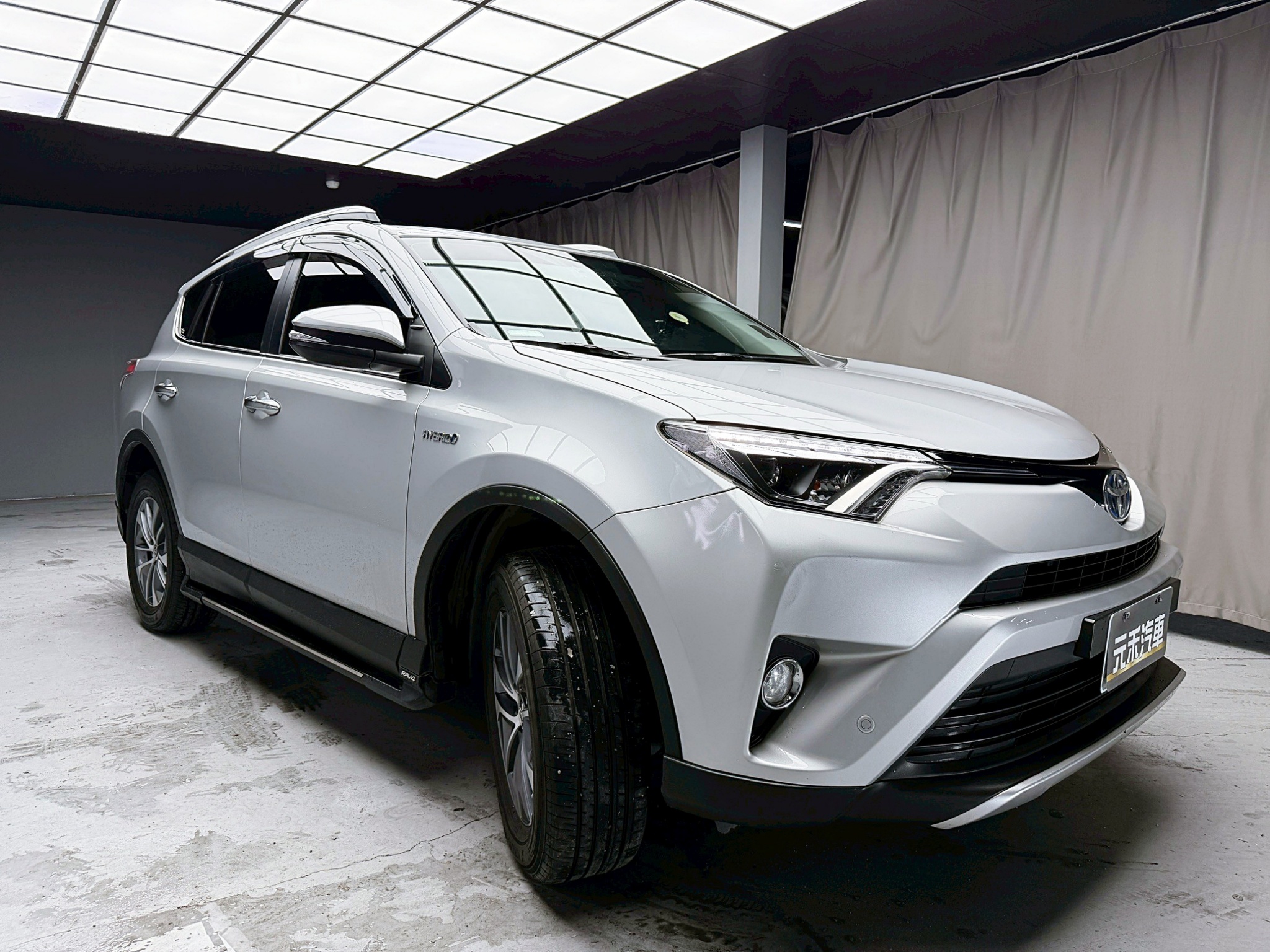 全台到府賞車 2016 Toyota RAV4 Hybrid 4WD旗艦版『小李經理』元禾國際車業/中古車/促銷中  第20張相片