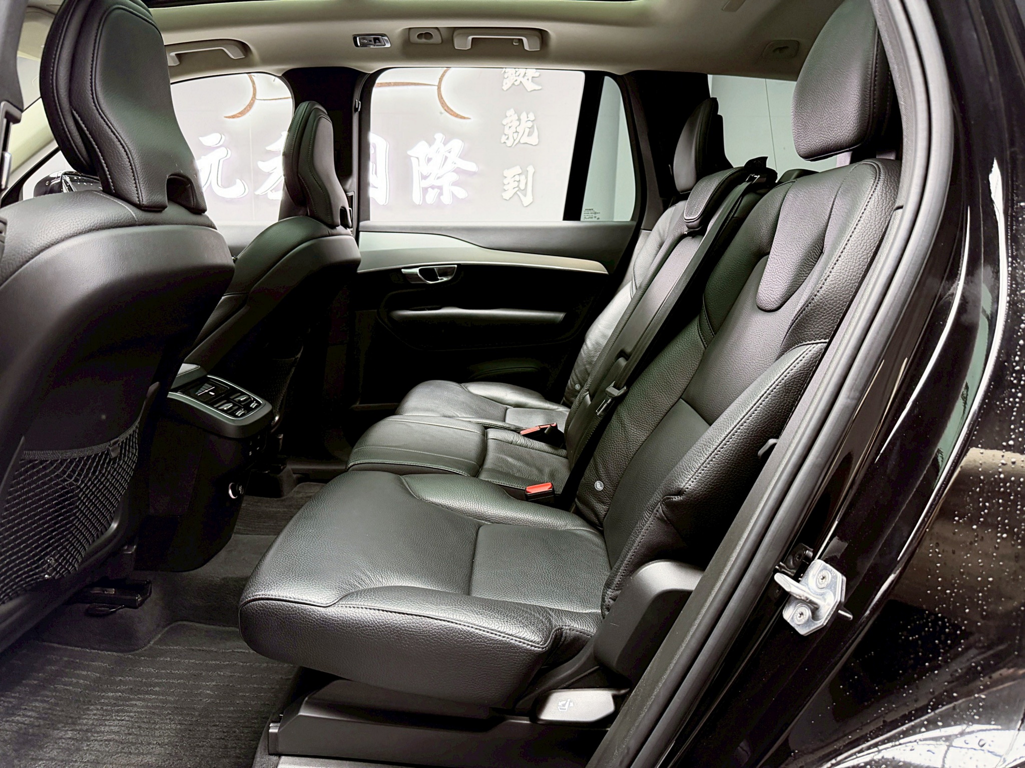全台到府賞車 2018/19 Volvo XC90 T5 Momentum 七人座『小李經理』元禾國際車業/中古車/促銷中  第15張相片
