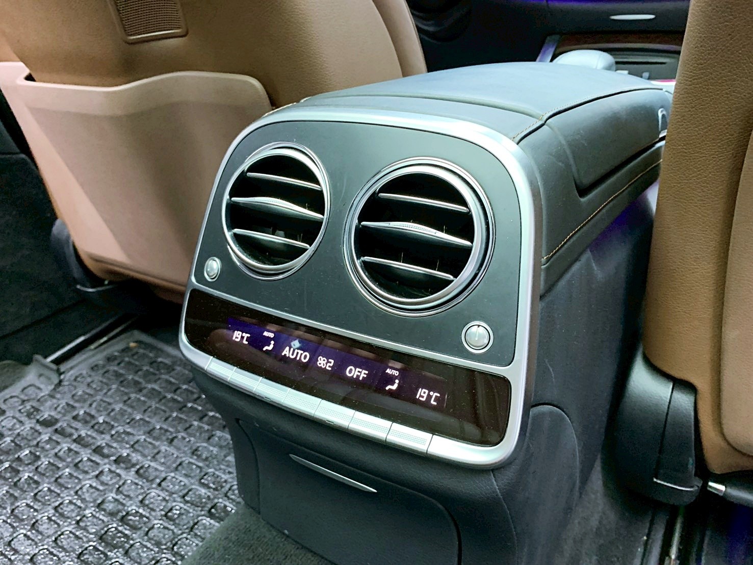 全台到府賞車 2016 Benz S400L W222型『小李經理』元禾國際車業/中古車/促銷中  第11張相片