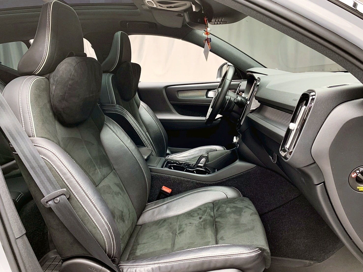 全台到府賞車 2020 Volvo XC40 T5 R-Design『小李經理』元禾國際車業/中古車/促銷中  第10張相片