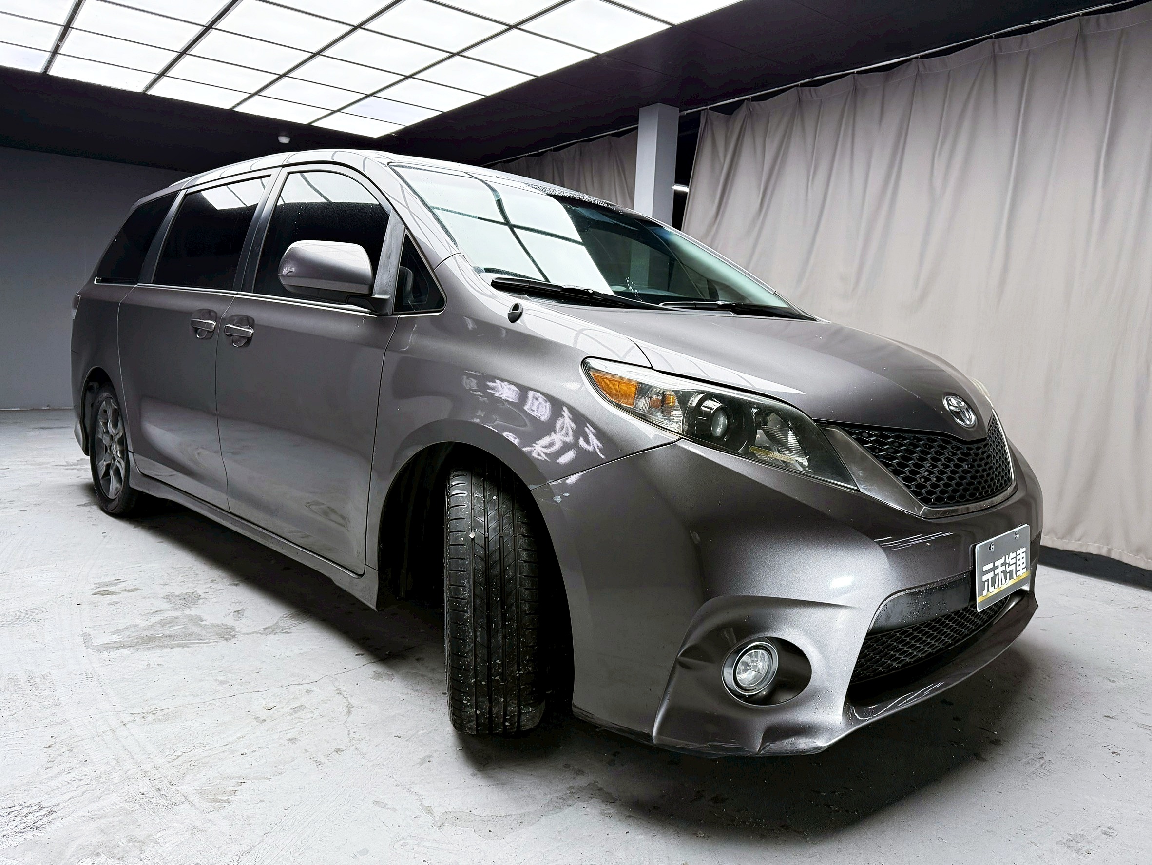 全台到府賞車 2011/12 Toyota Sienna SE 八人座『小李經理』元禾國際車業/中古車/促銷中  第17張相片