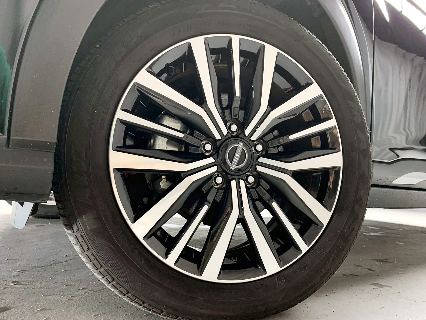 全台到府賞車 2024 Nissan Kicks 卓越版『小李經理』元禾國際車業/中古車/促銷中  第14張相片