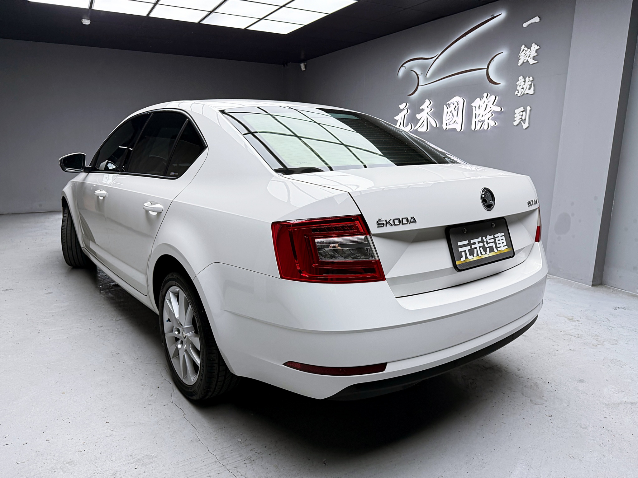 全台到府賞車 2019 Skoda Octavia TSI 菁英版『小李經理』元禾國際車業/中古車/促銷中  第3張相片
