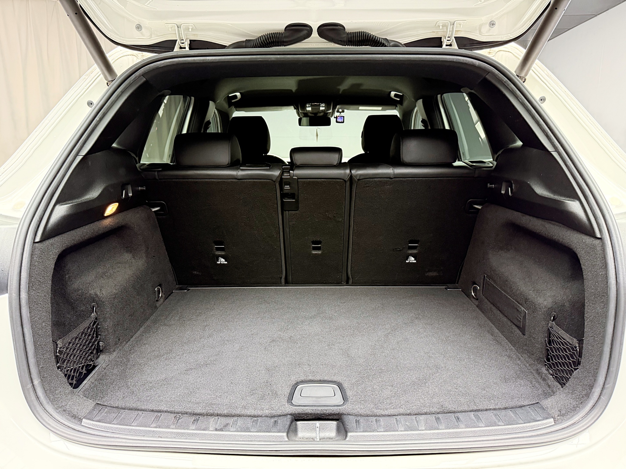 全台到府賞車 2021 Benz GLA180 H247型『小李經理』元禾國際車業/中古車/促銷中  第18張相片