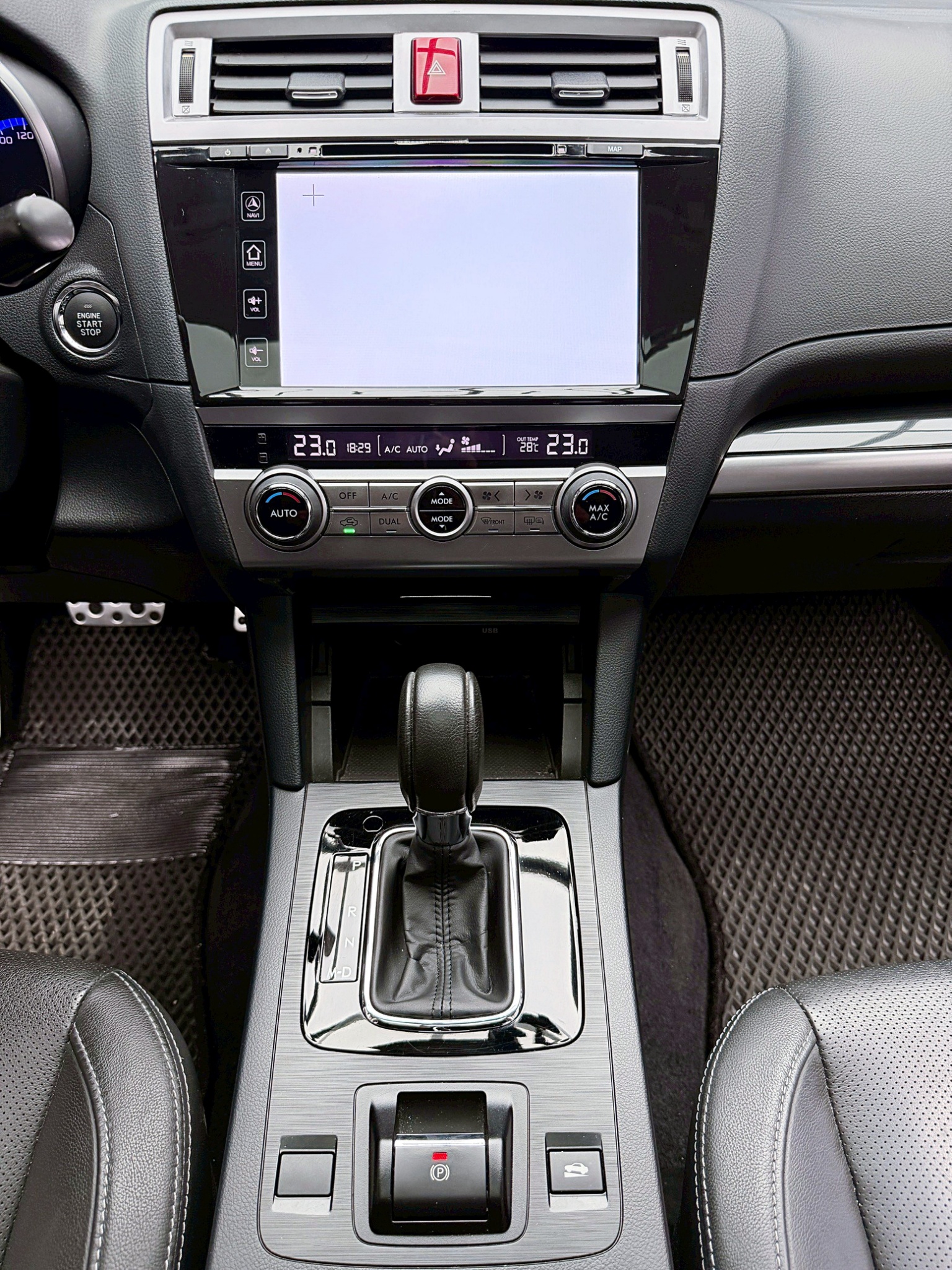 全台到府賞車 2015 Subaru Legacy i-S『小李經理』元禾國際車業/中古車/促銷中  第7張相片